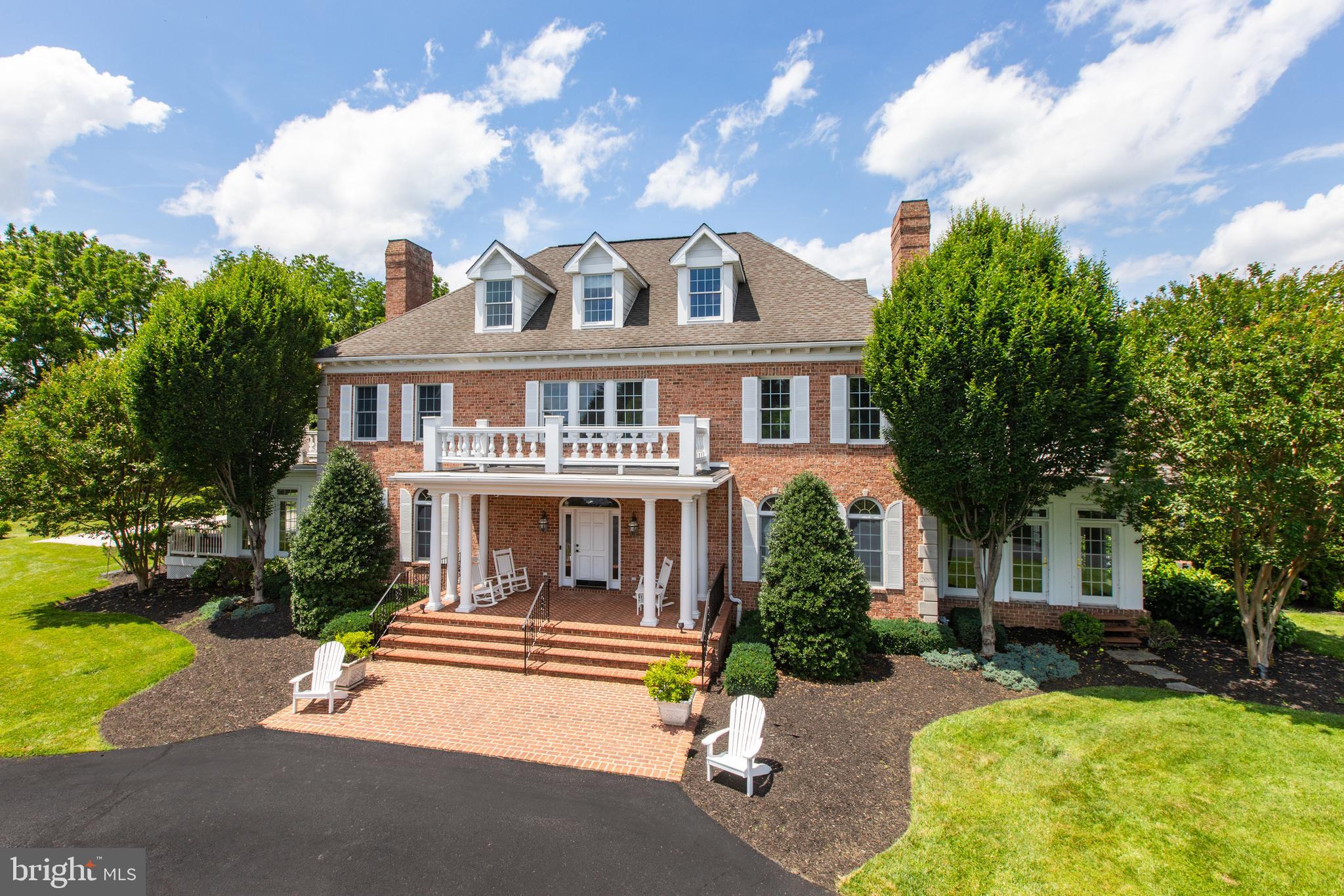 6 TIMBERPARK COURT