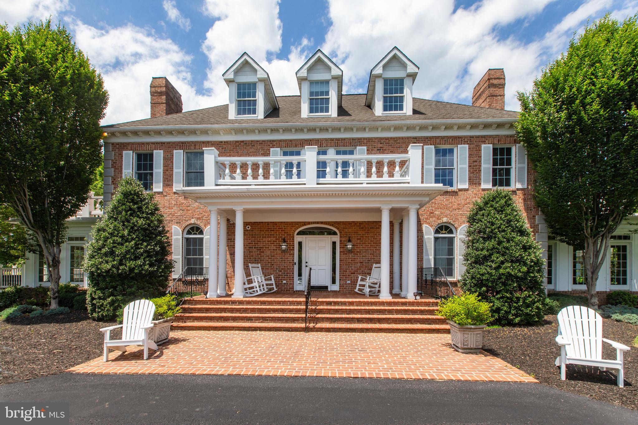6 TIMBERPARK COURT