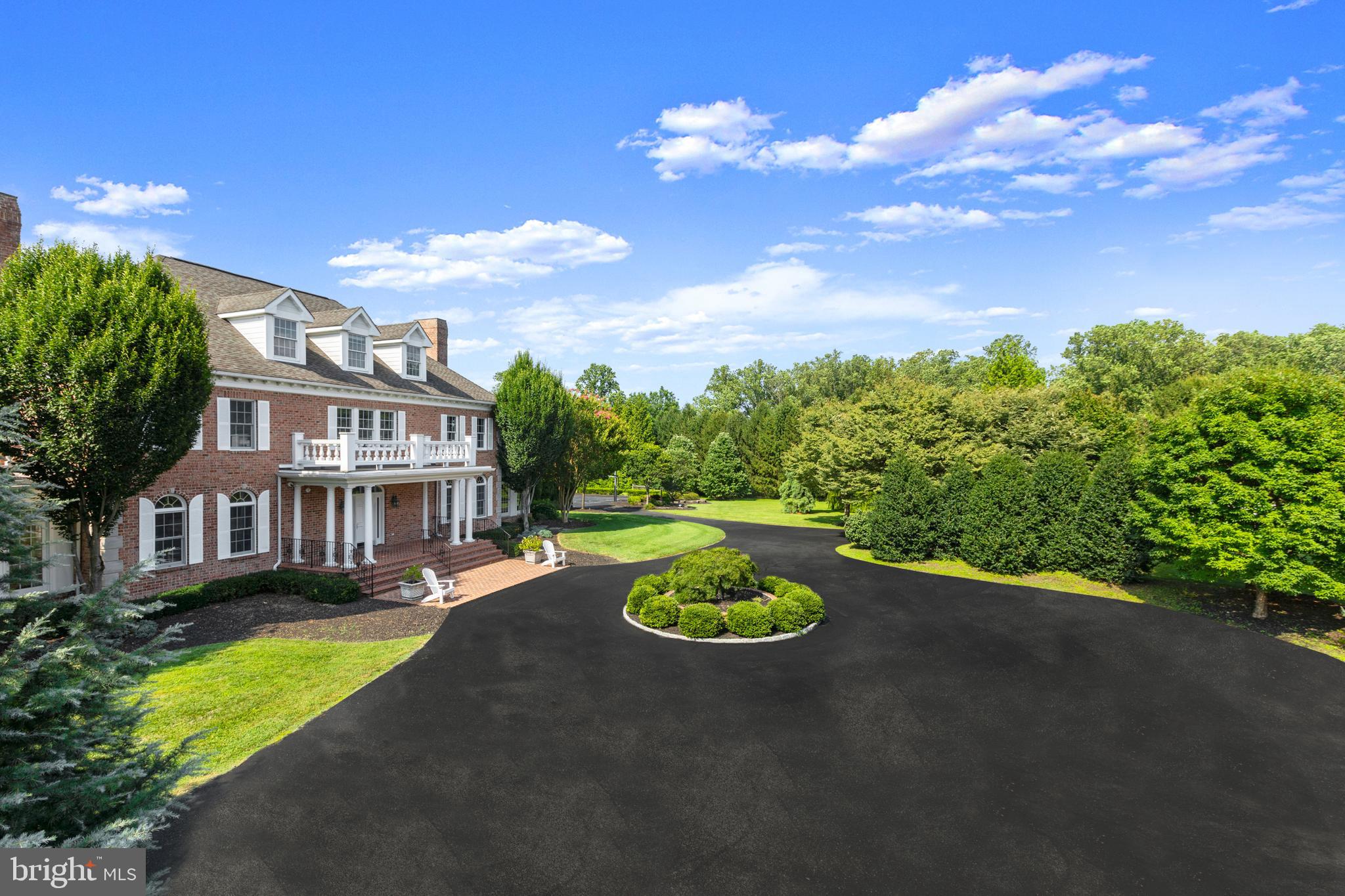 6 TIMBERPARK COURT