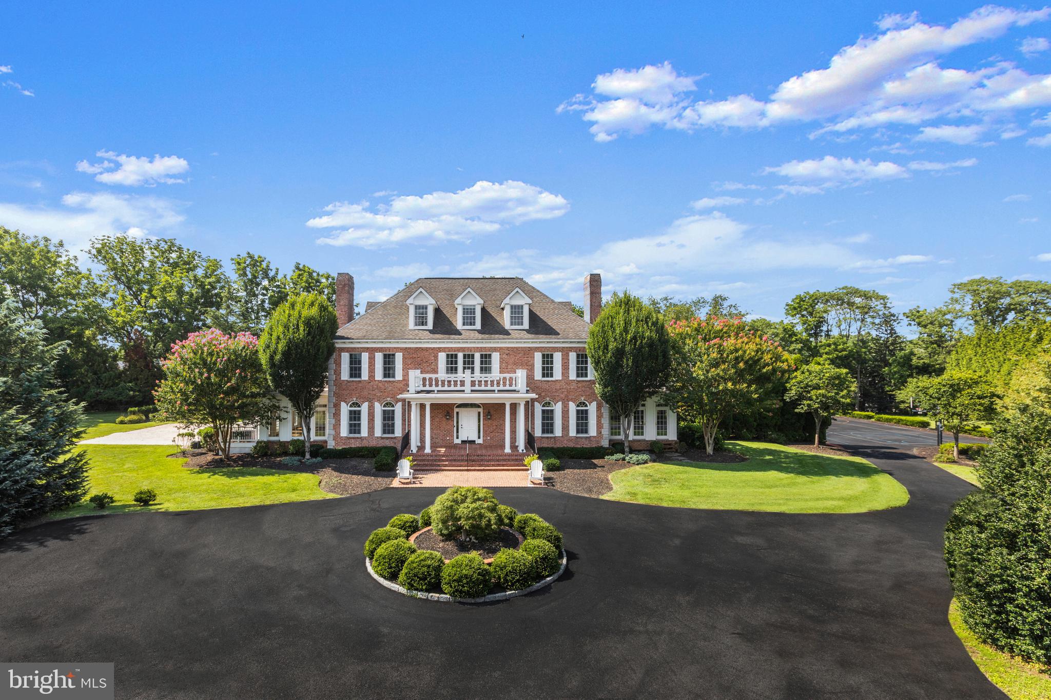 6 TIMBERPARK COURT