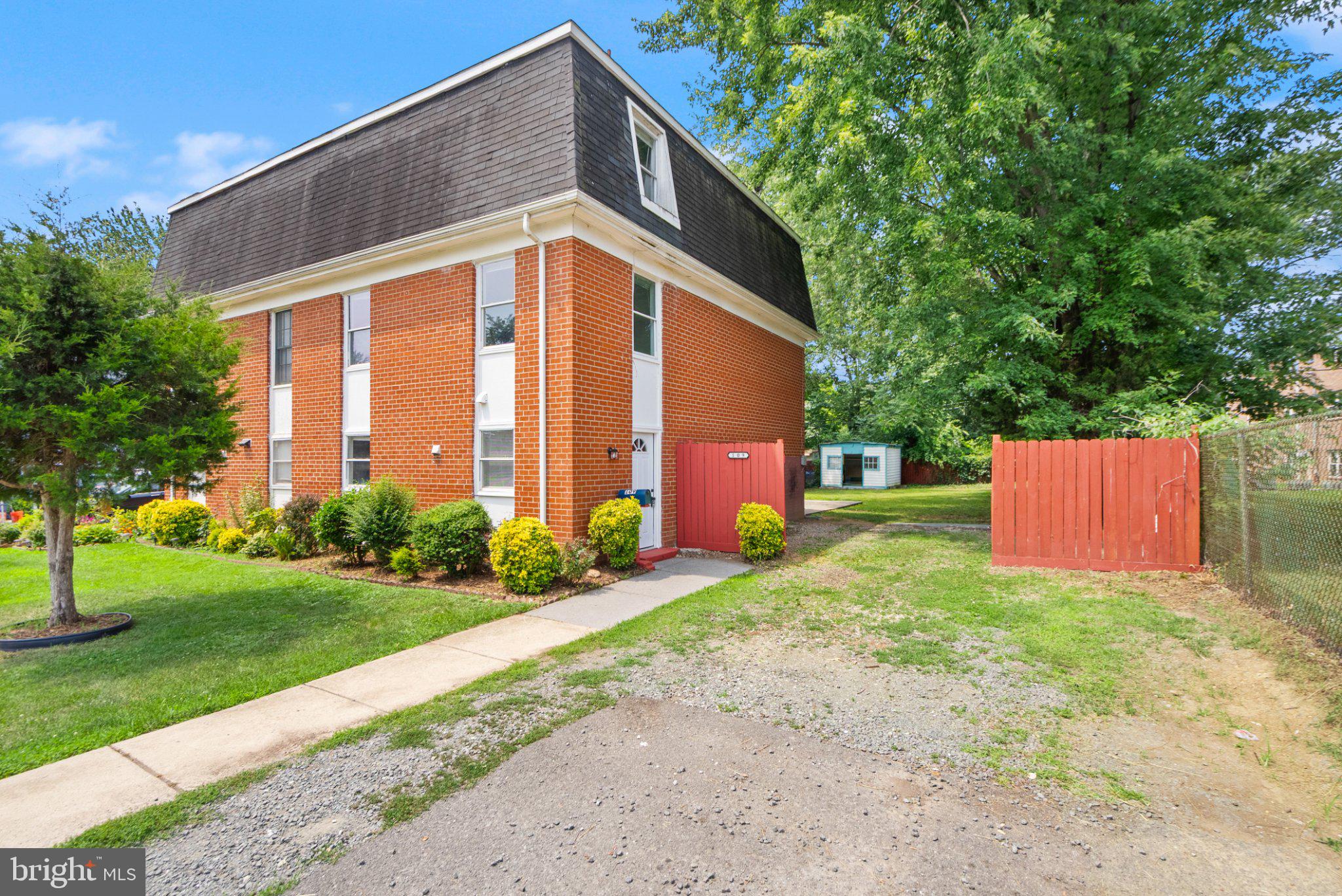 Photo 1 of 35 — 109 MAYFAIR DRIVE NE, LEESBURG, VA 20176