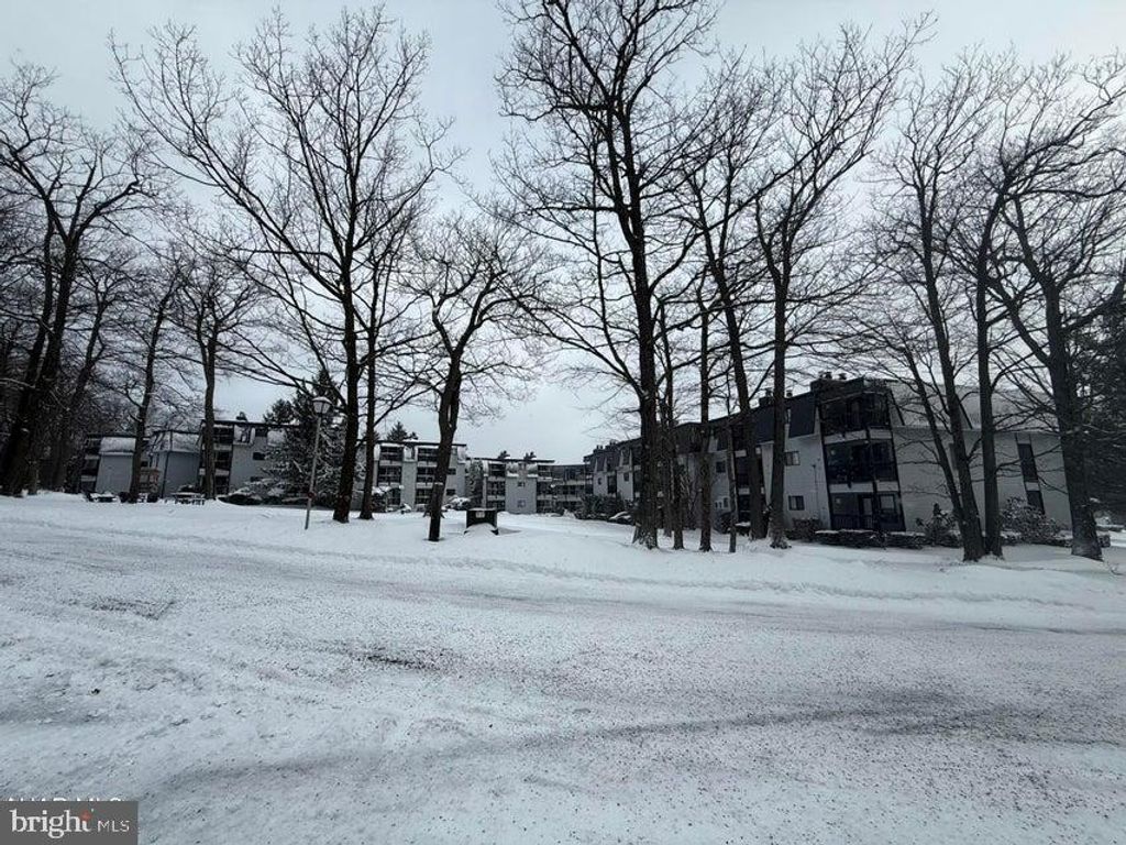 Photo of 127 Valley Point Lane Ln E #1215, CLAYSBURG, PA 16625 (MLS # PABD2003042)