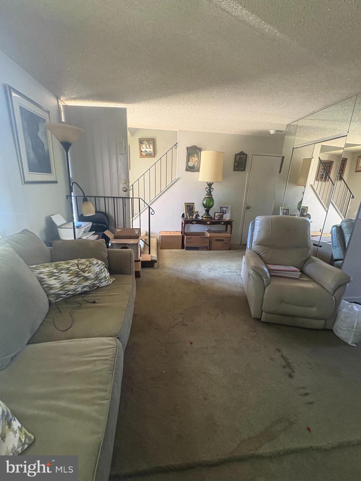 CHANTICLEER - Residential