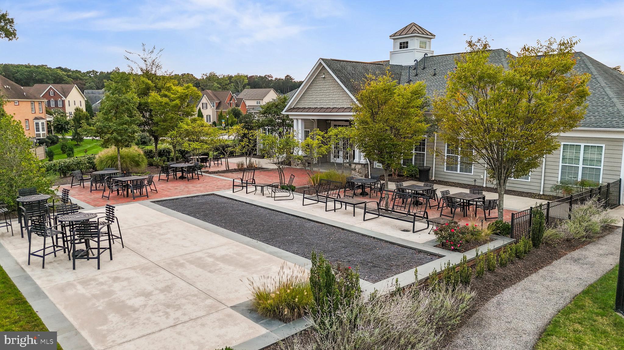 THE GLEN AT ARUNDEL FOREST - Residential