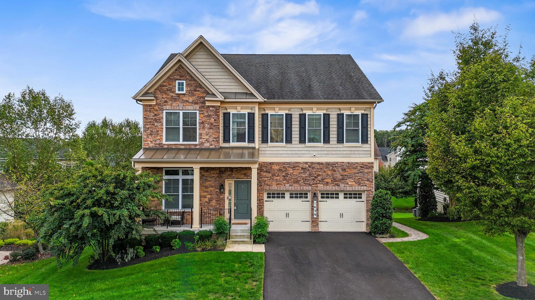 THE GLEN AT ARUNDEL FOREST - Residential