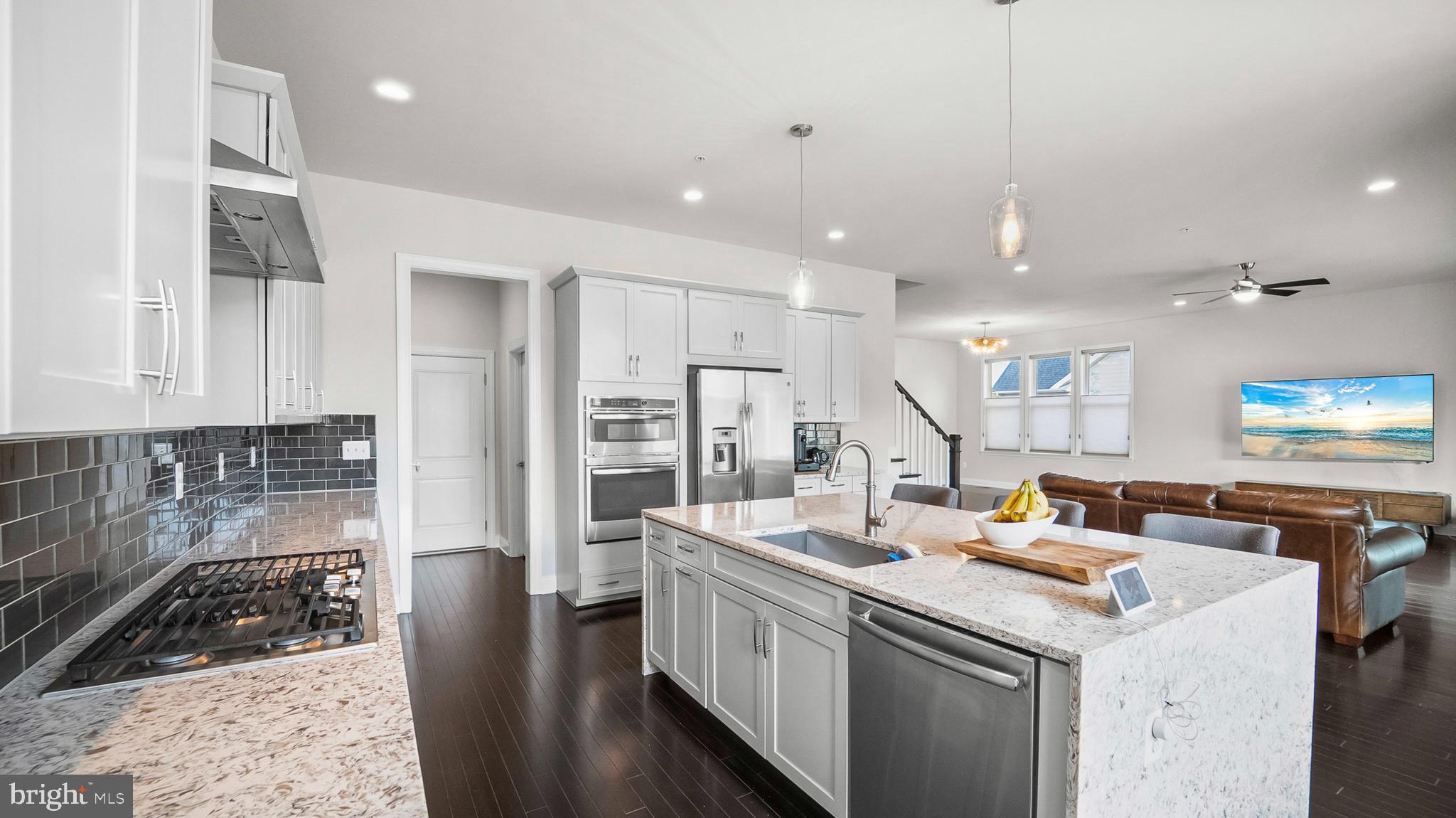 THE GLEN AT ARUNDEL FOREST - Residential