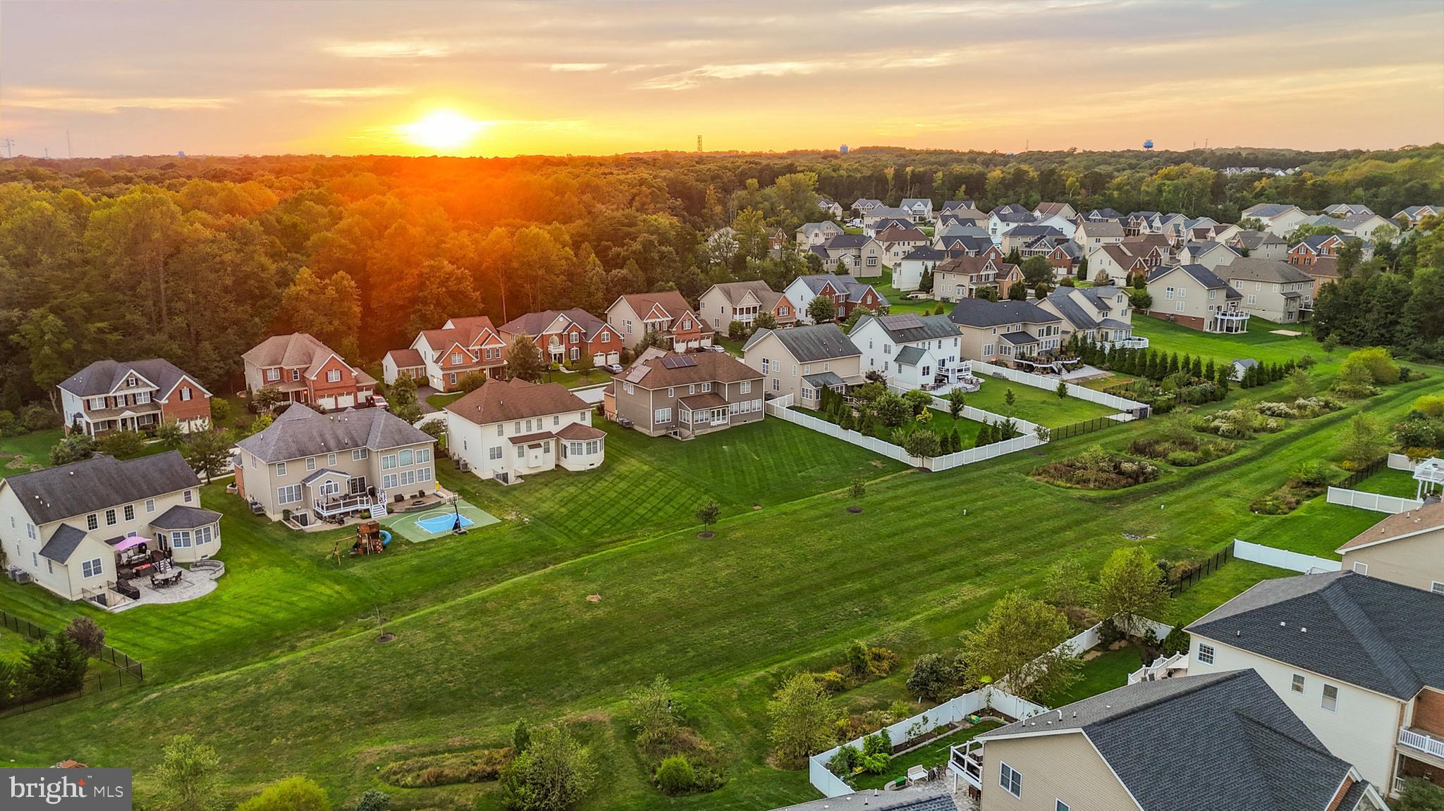 THE GLEN AT ARUNDEL FOREST - Residential