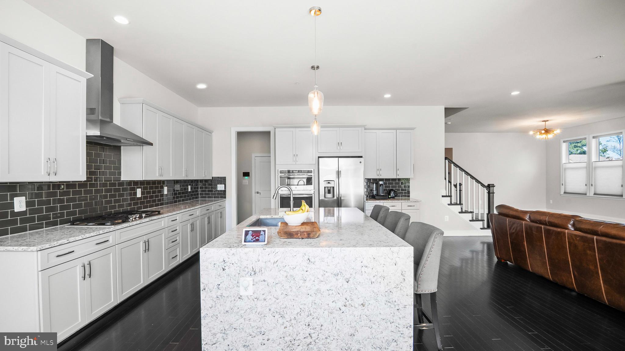 THE GLEN AT ARUNDEL FOREST - Residential