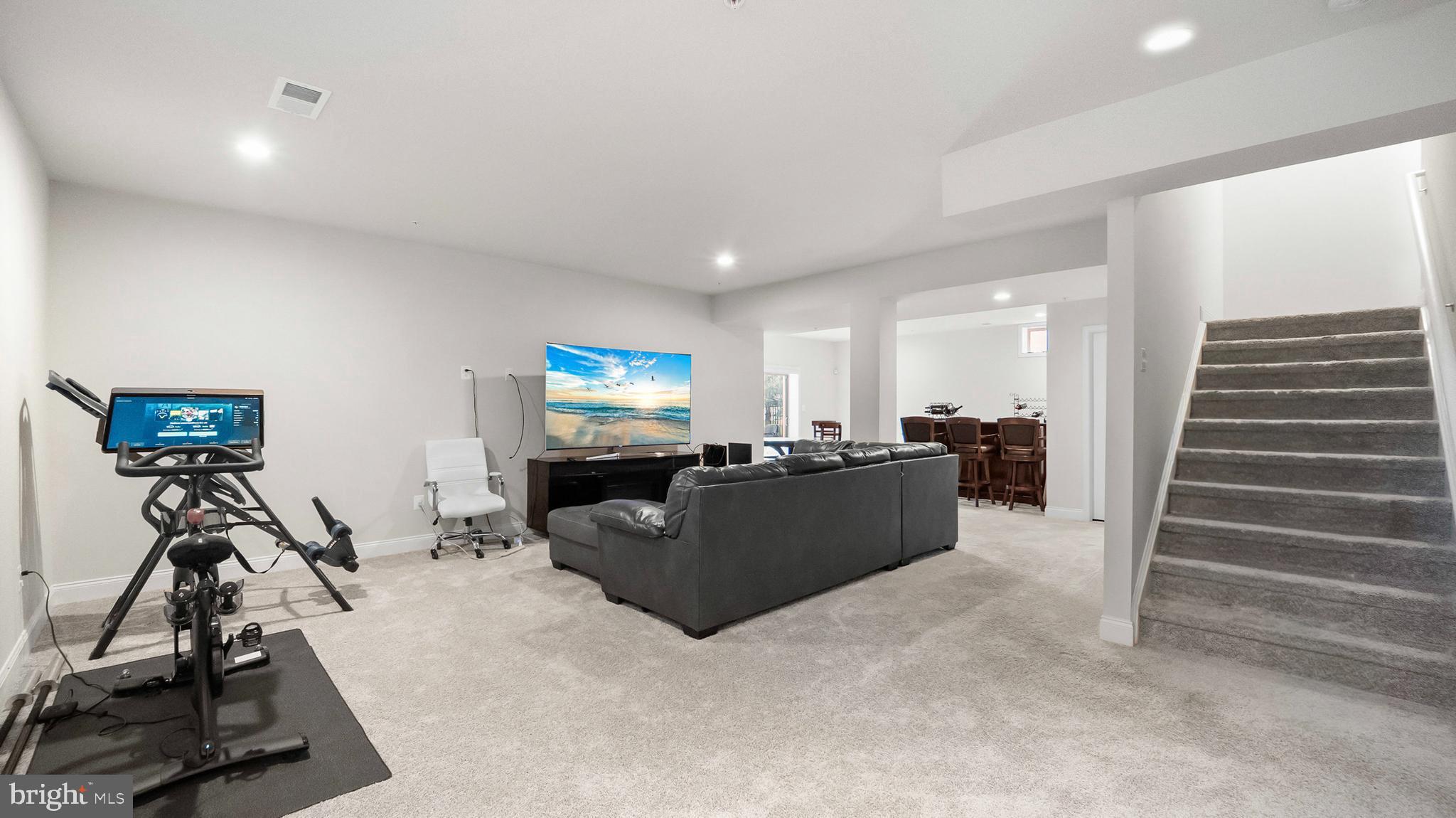 THE GLEN AT ARUNDEL FOREST - Residential