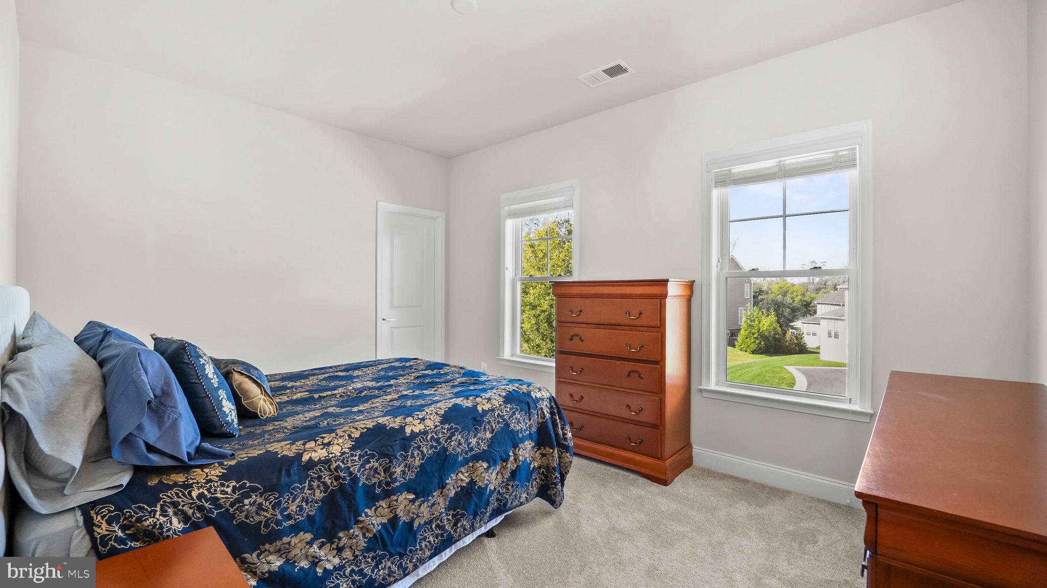 THE GLEN AT ARUNDEL FOREST - Residential