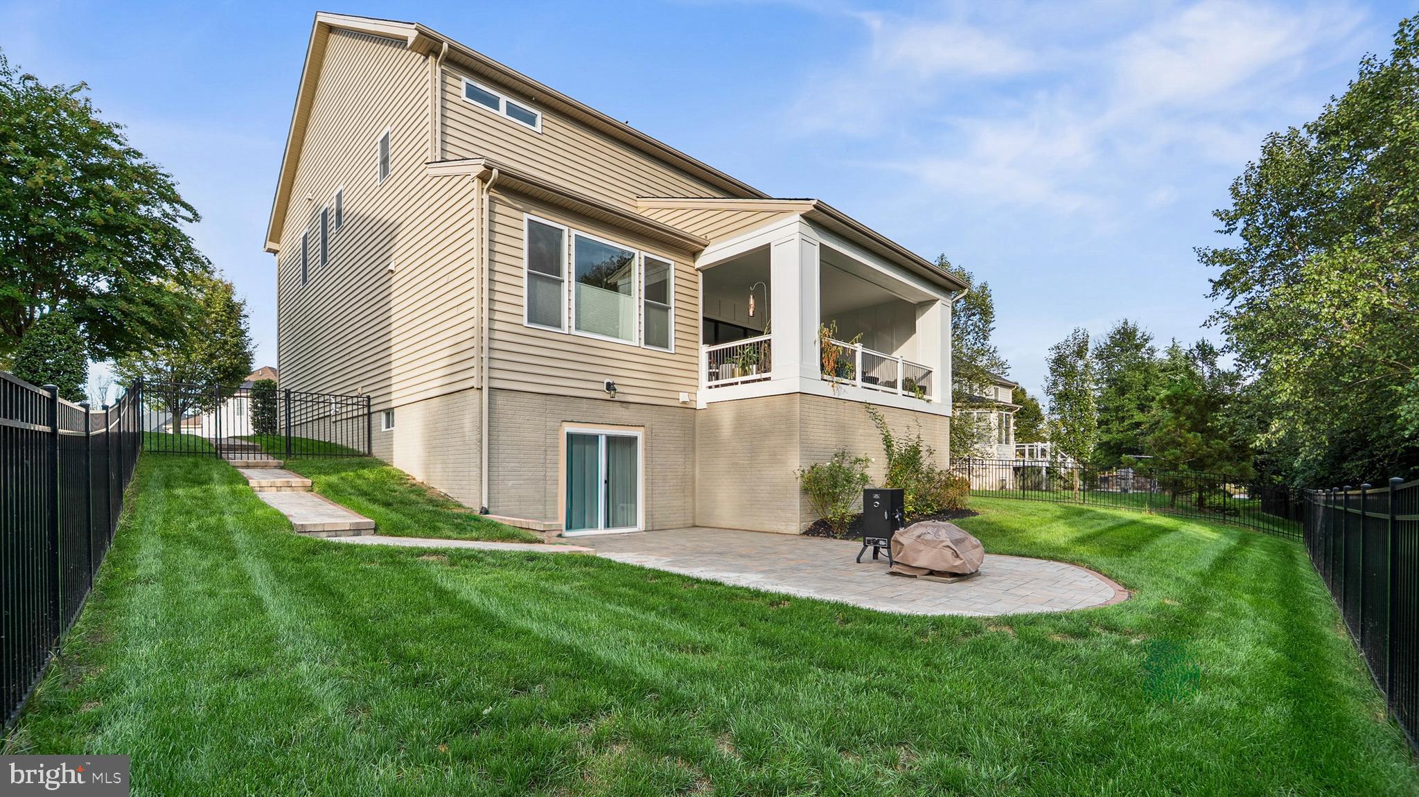 THE GLEN AT ARUNDEL FOREST - Residential