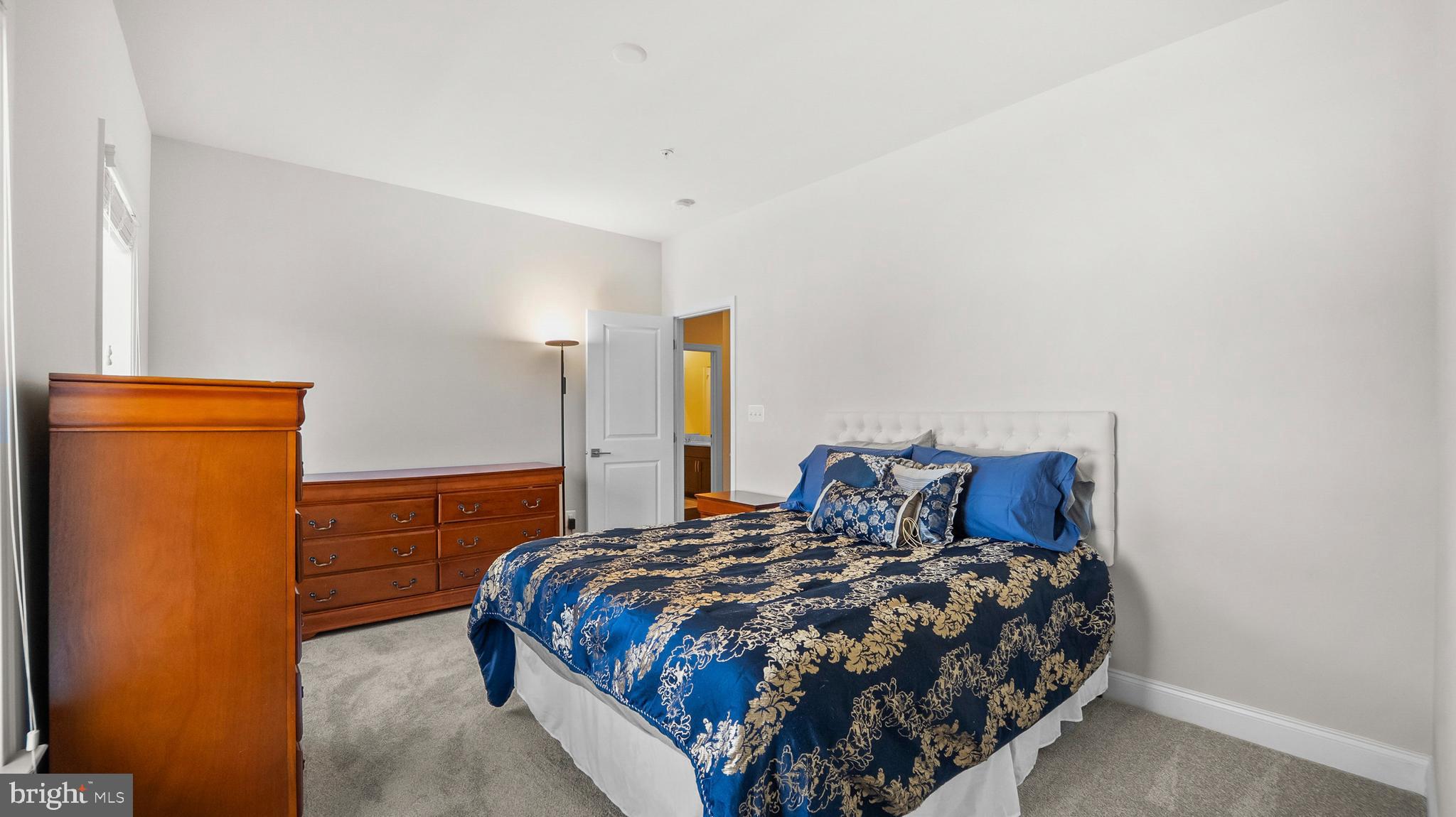 THE GLEN AT ARUNDEL FOREST - Residential