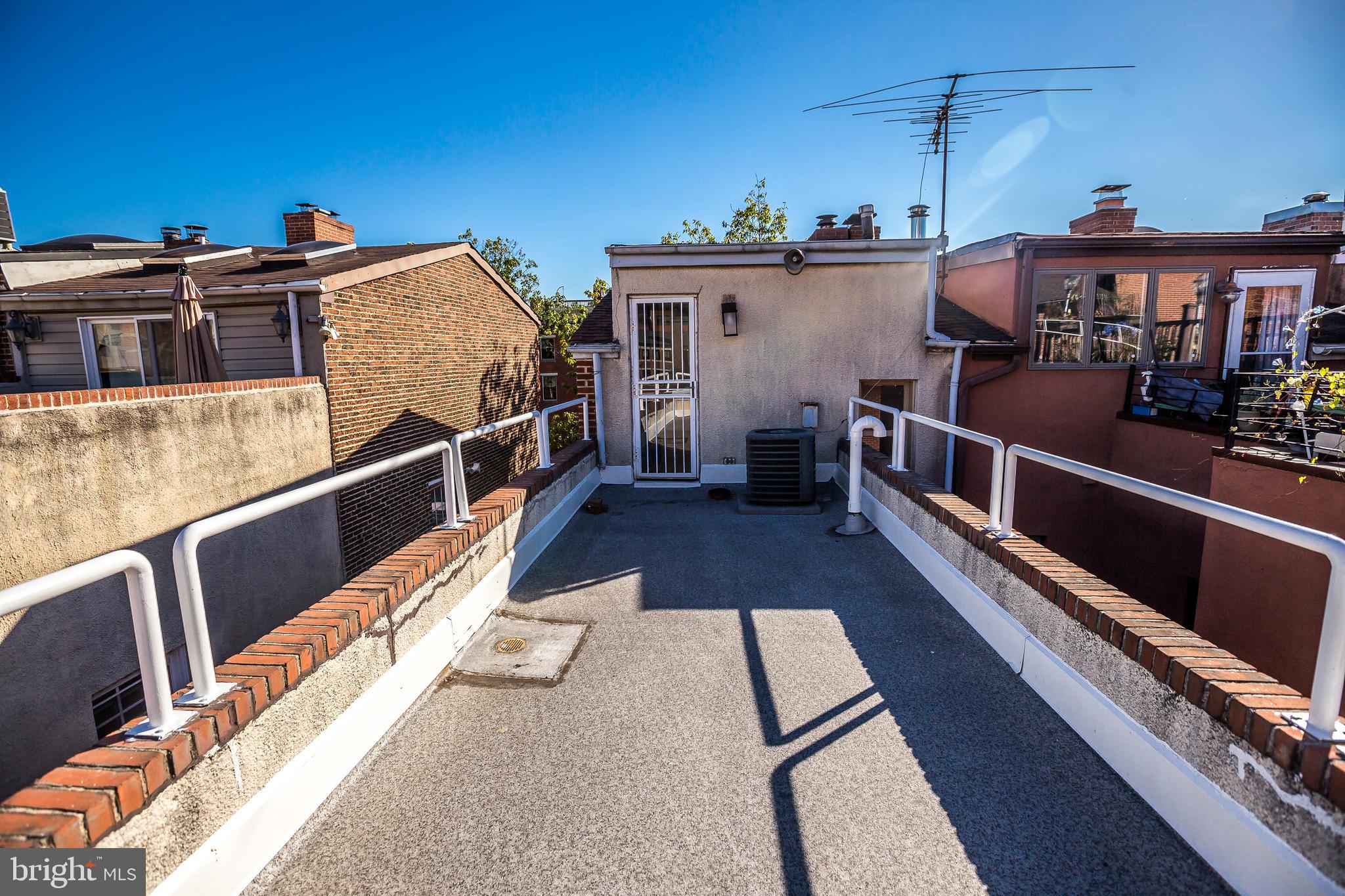 FEDERAL HILL HISTORIC DISTRICT - Residential Lease