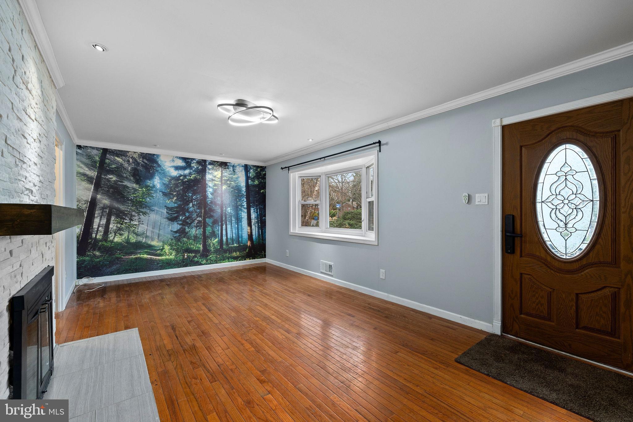 NORTH SPRINGFIELD - Residential Lease