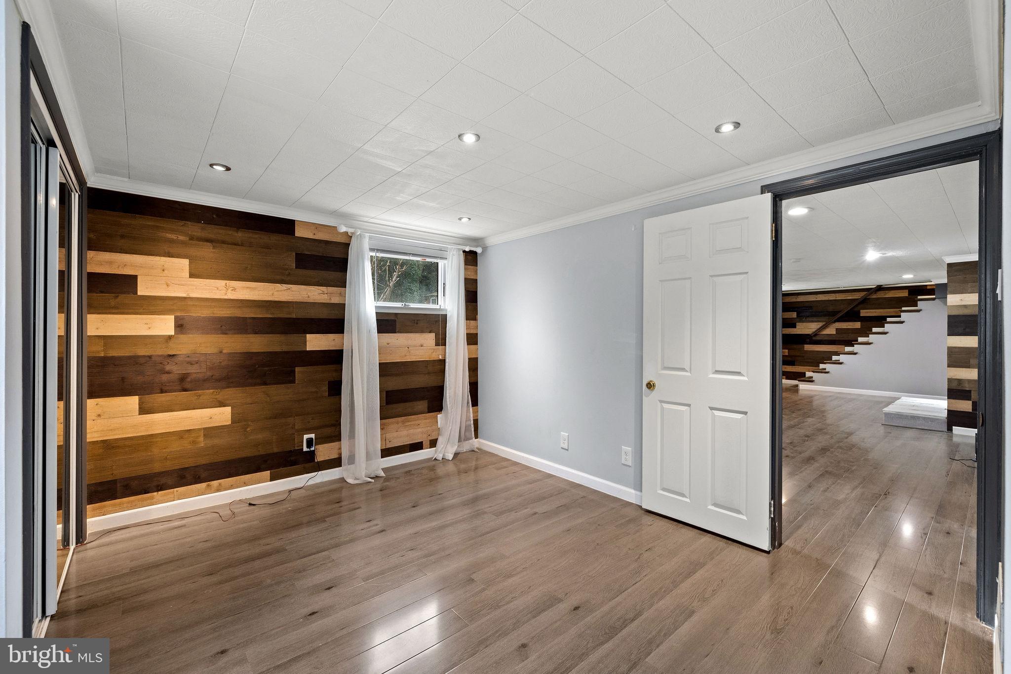 NORTH SPRINGFIELD - Residential Lease