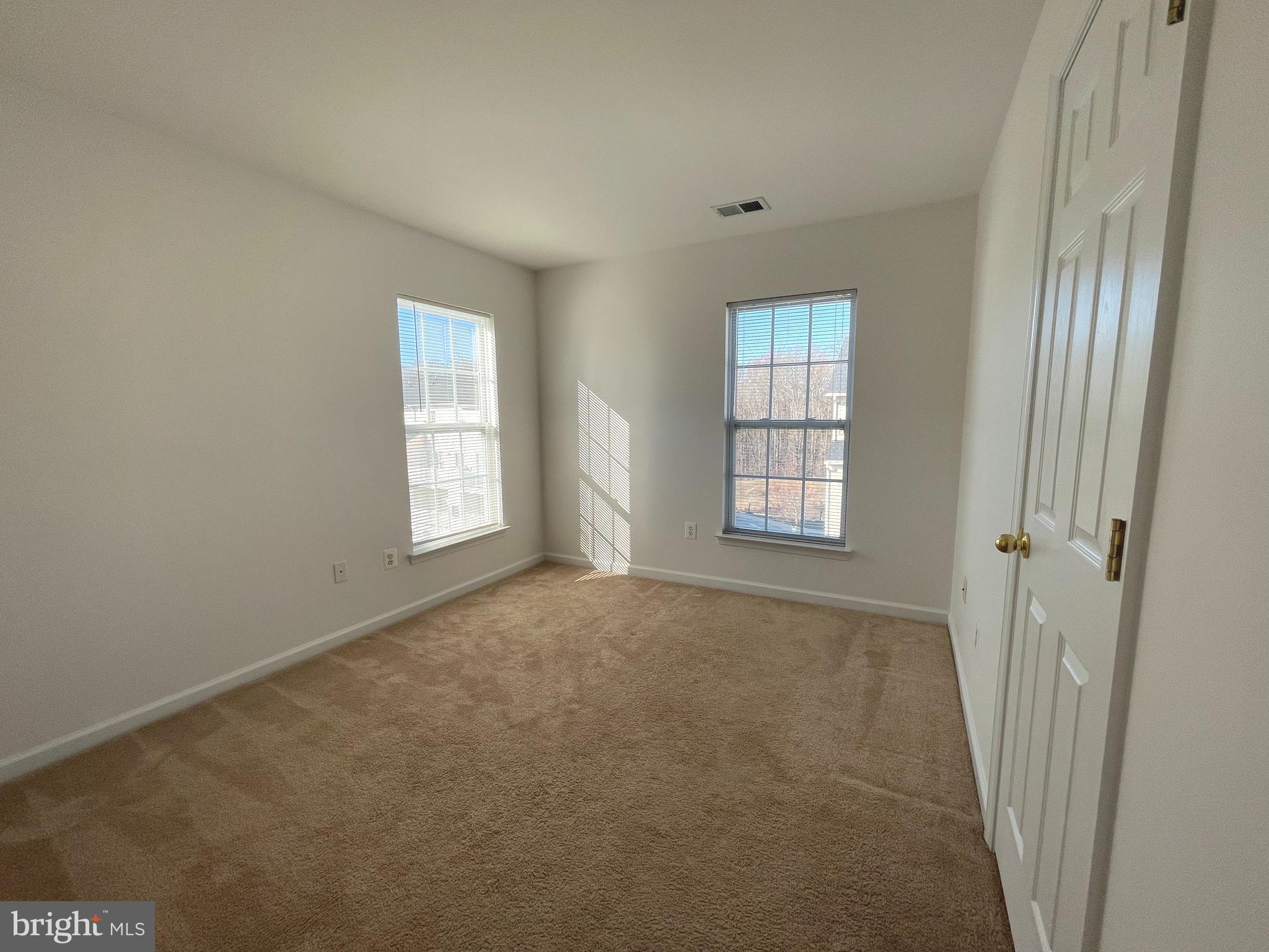 WATKINS PARK - Residential Lease