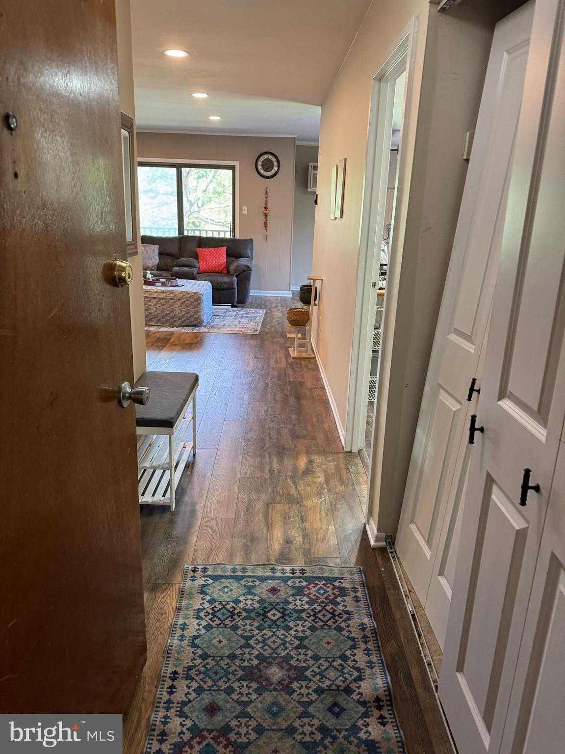 100 CAMPBELL CIRCLE D33