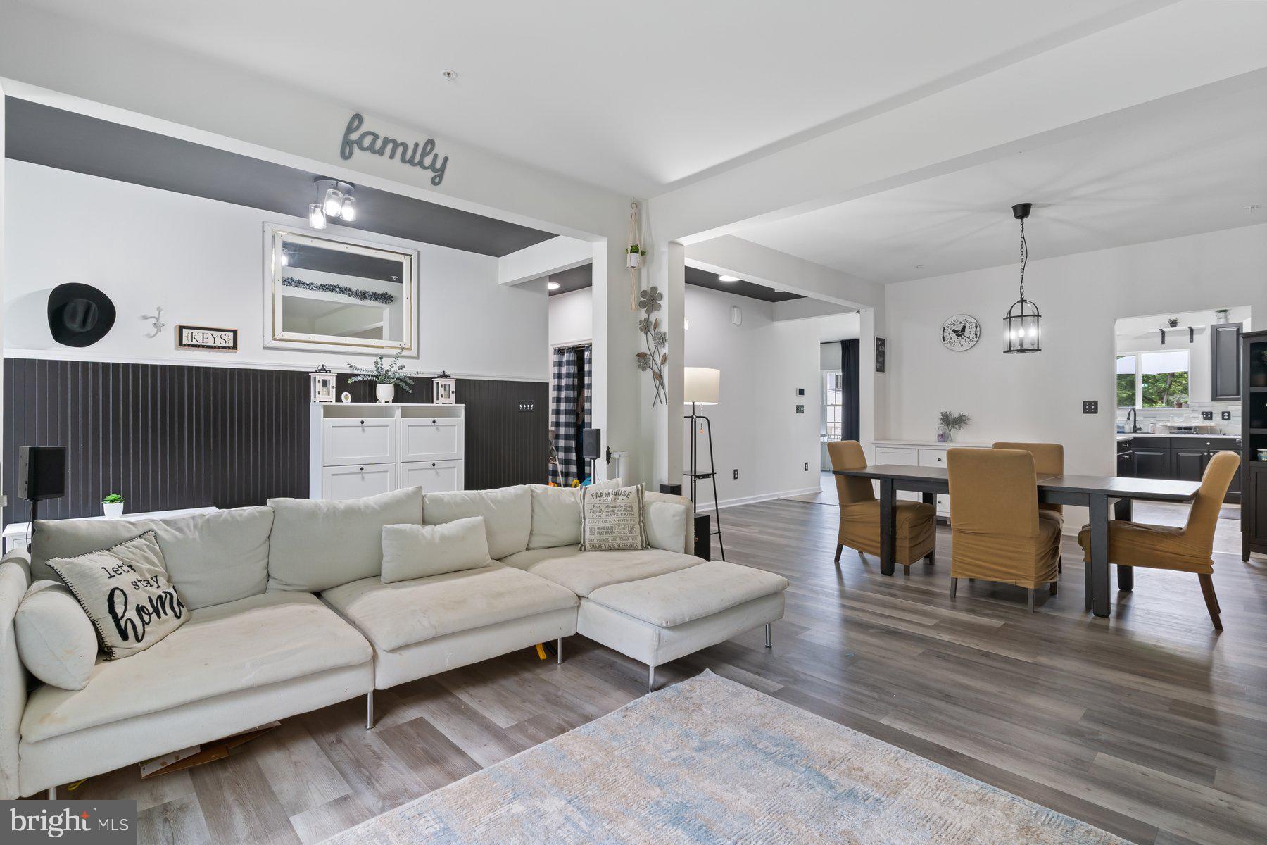 1408 CANOPY LANE