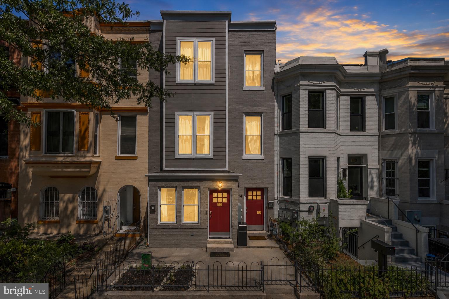 114 QUINCY PLACE NE 1