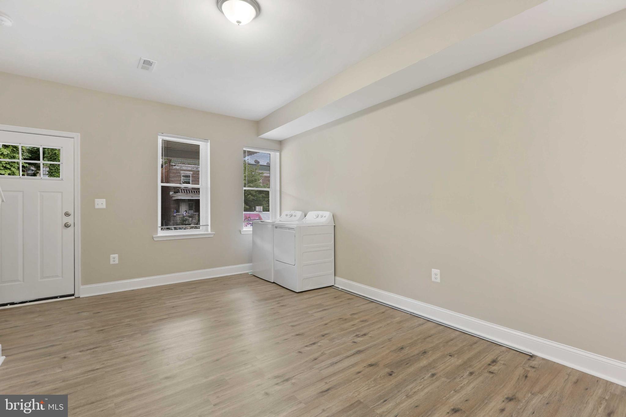 GREENSPRING - Residential Lease