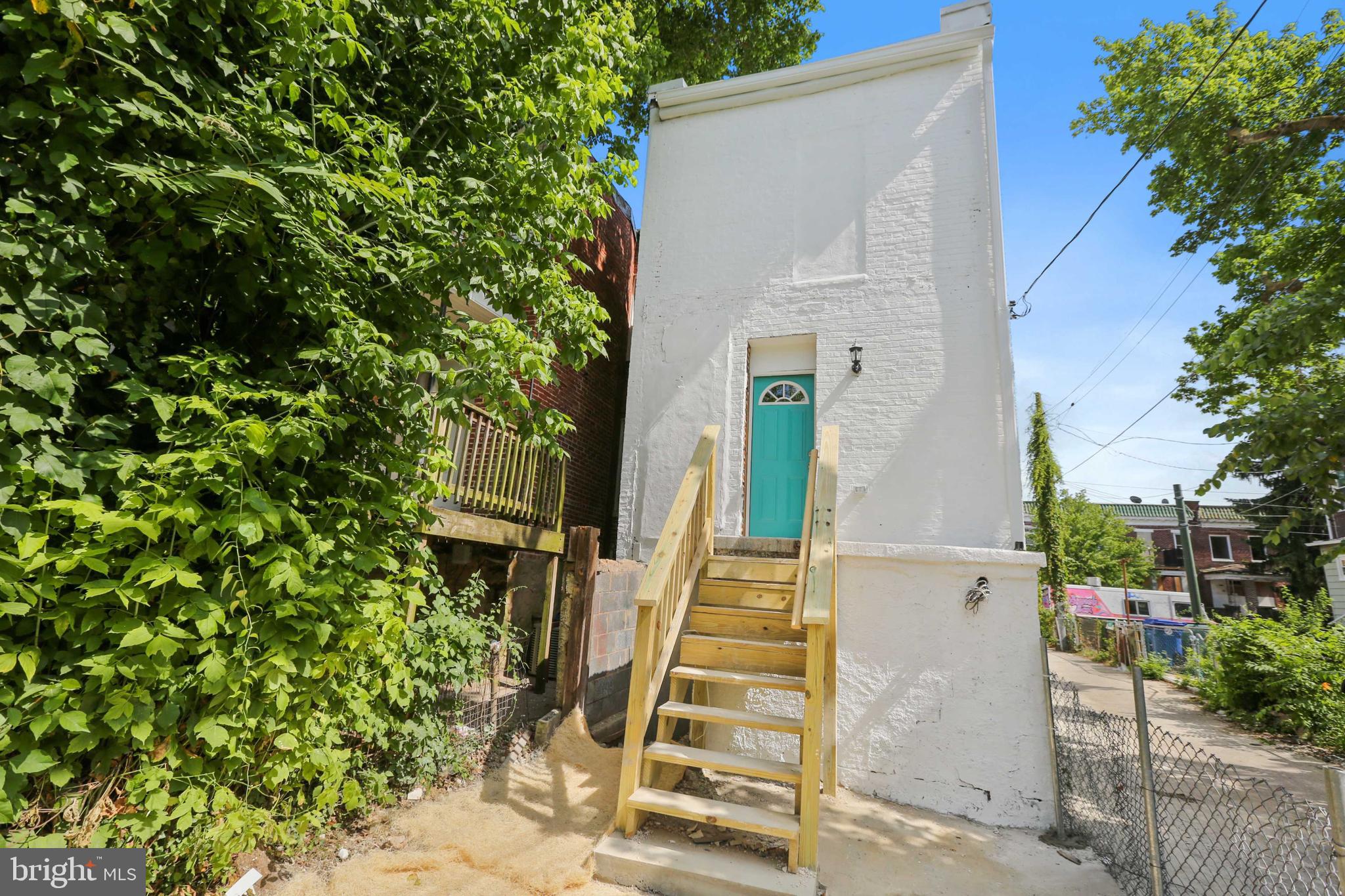 GREENSPRING - Residential Lease