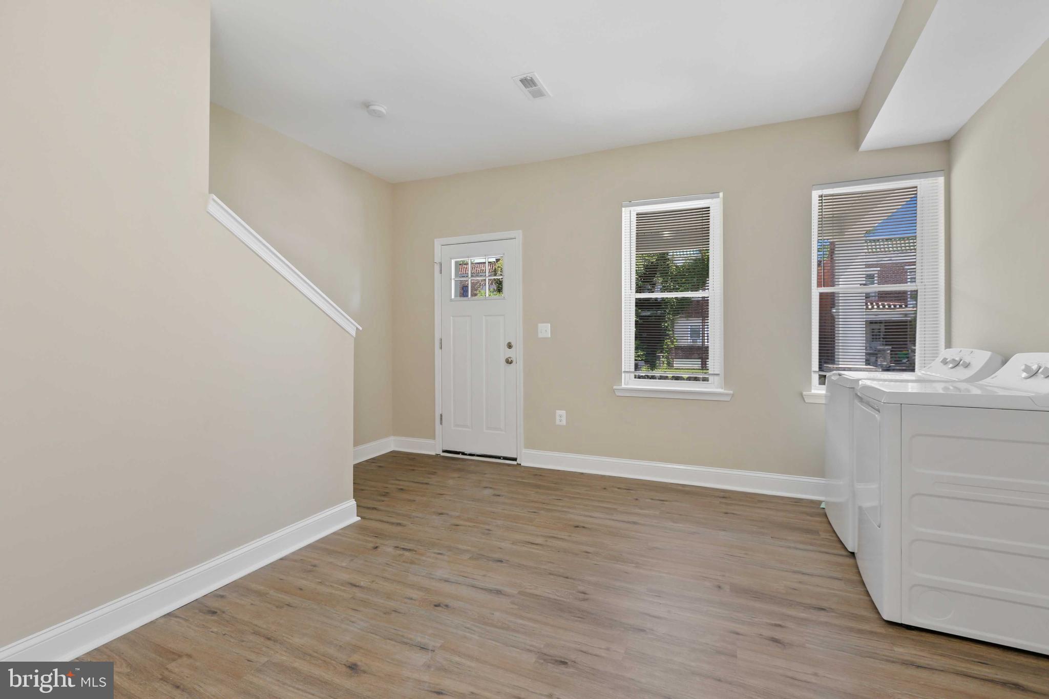 GREENSPRING - Residential Lease