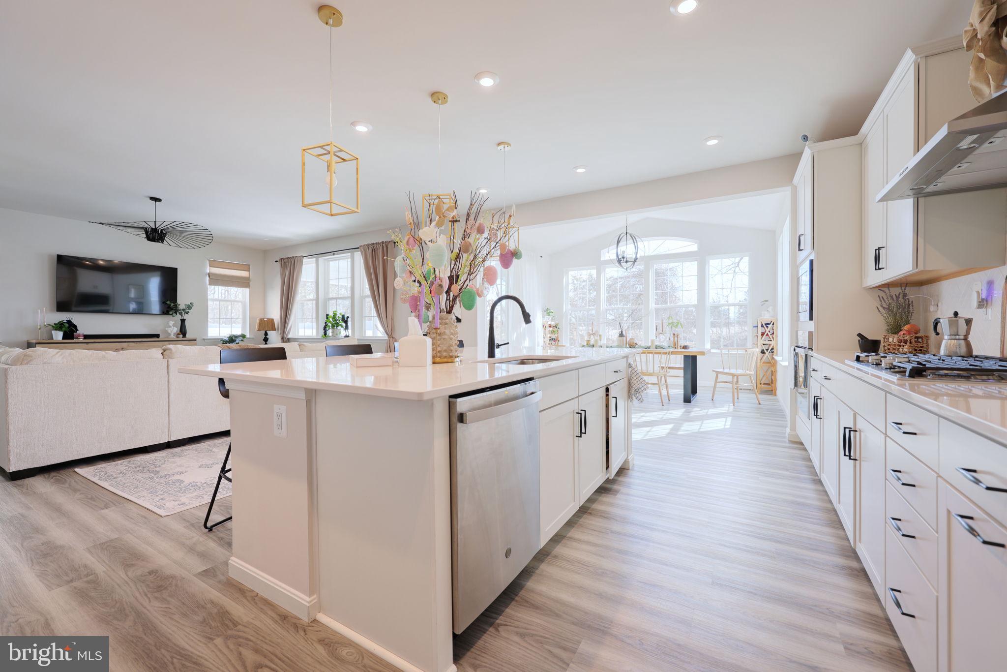 HARRISON VILLAGE - Residential