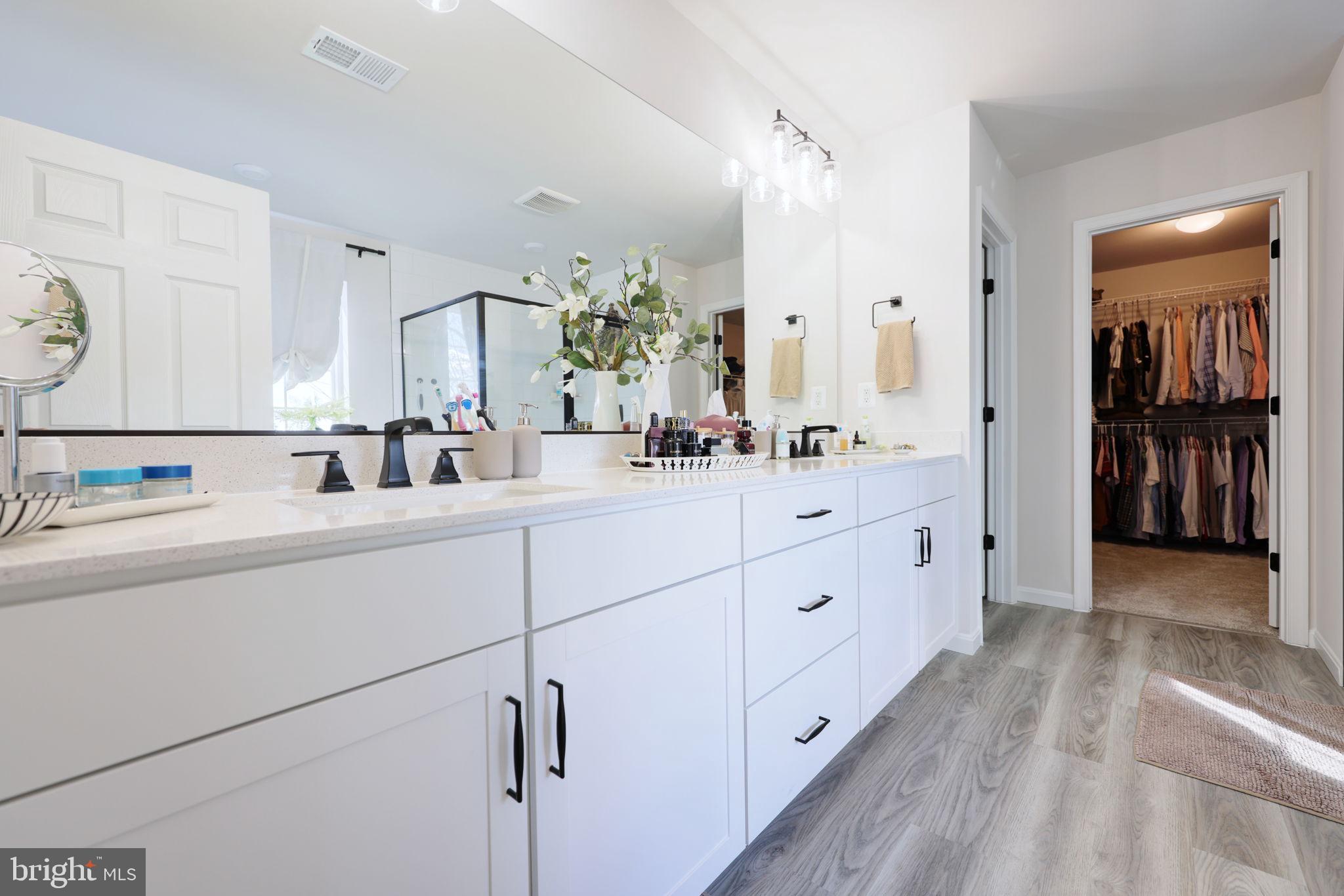 HARRISON VILLAGE - Residential