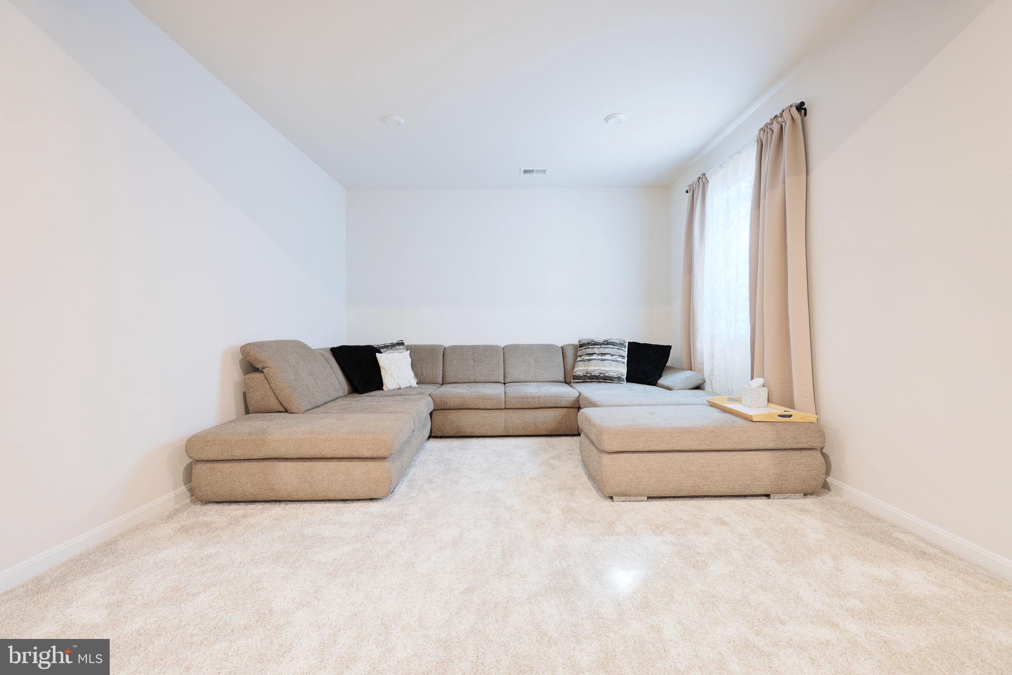 HARRISON VILLAGE - Residential