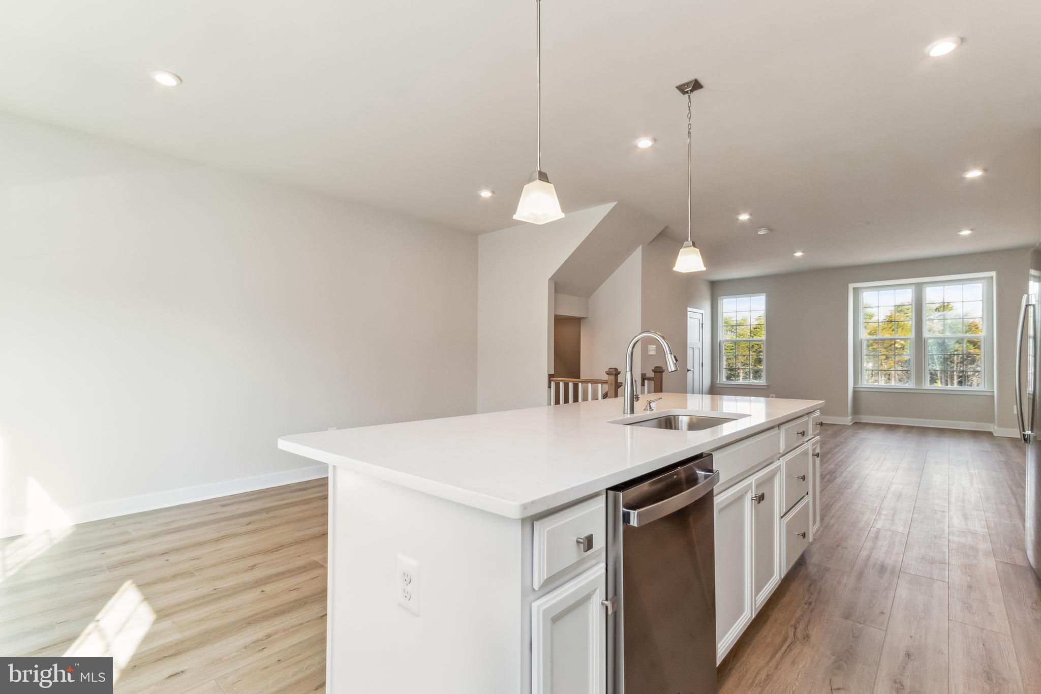 ARCOLA TOWN CENTER - Residential Lease