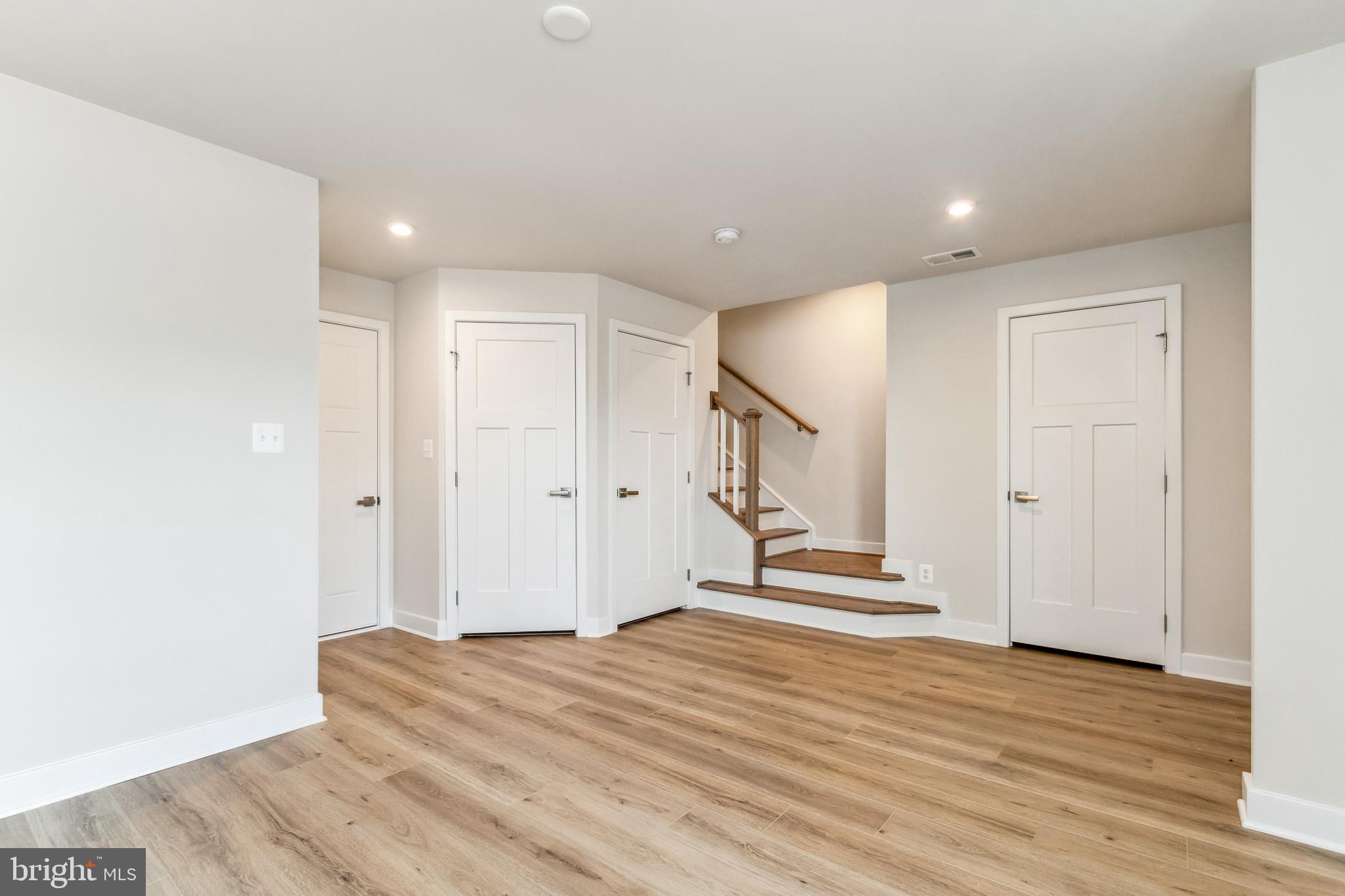 ARCOLA TOWN CENTER - Residential Lease