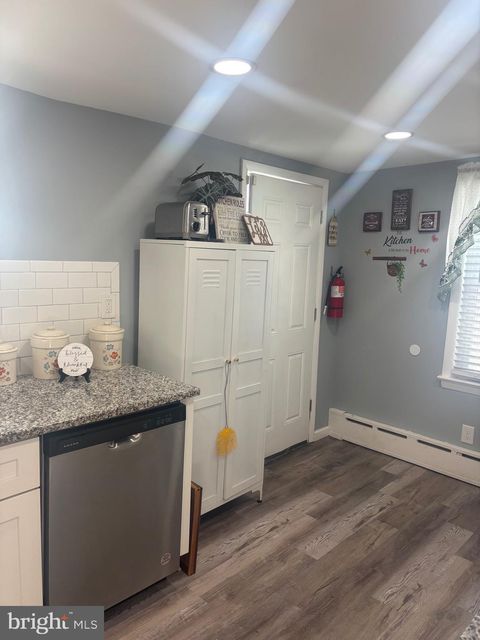 Tiny photo for 98 Railroad Avenue, PENNS GROVE, NJ 08069 (MLS # NJSA2017898)