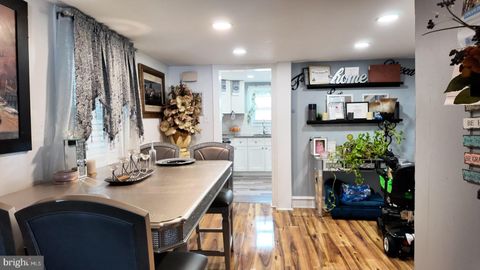 Tiny photo for 98 Railroad Avenue, PENNS GROVE, NJ 08069 (MLS # NJSA2017898)