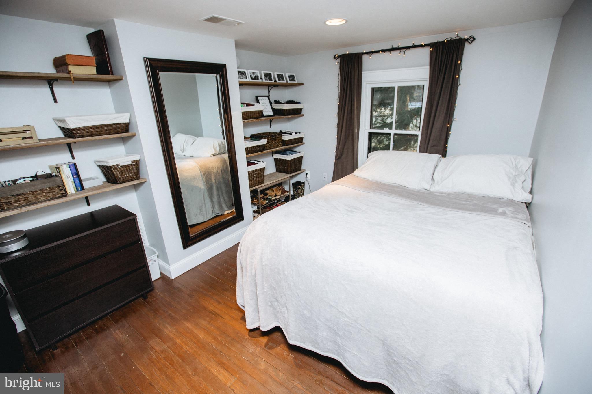 PAEONIAN SPRINGS - Residential