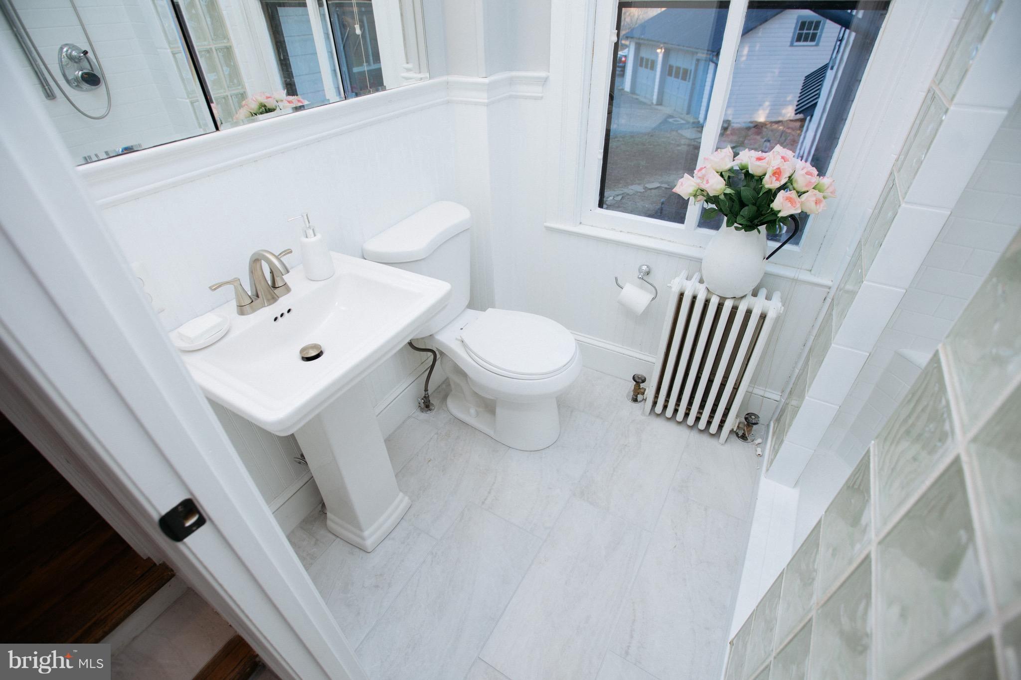 PAEONIAN SPRINGS - Residential