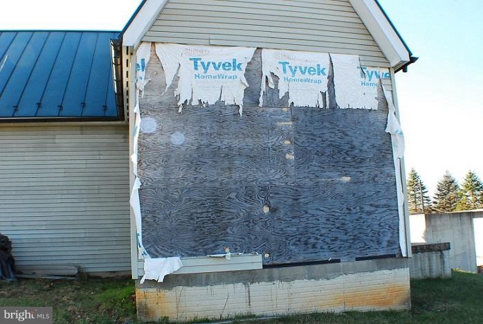 NONE AVAILABLE - Land