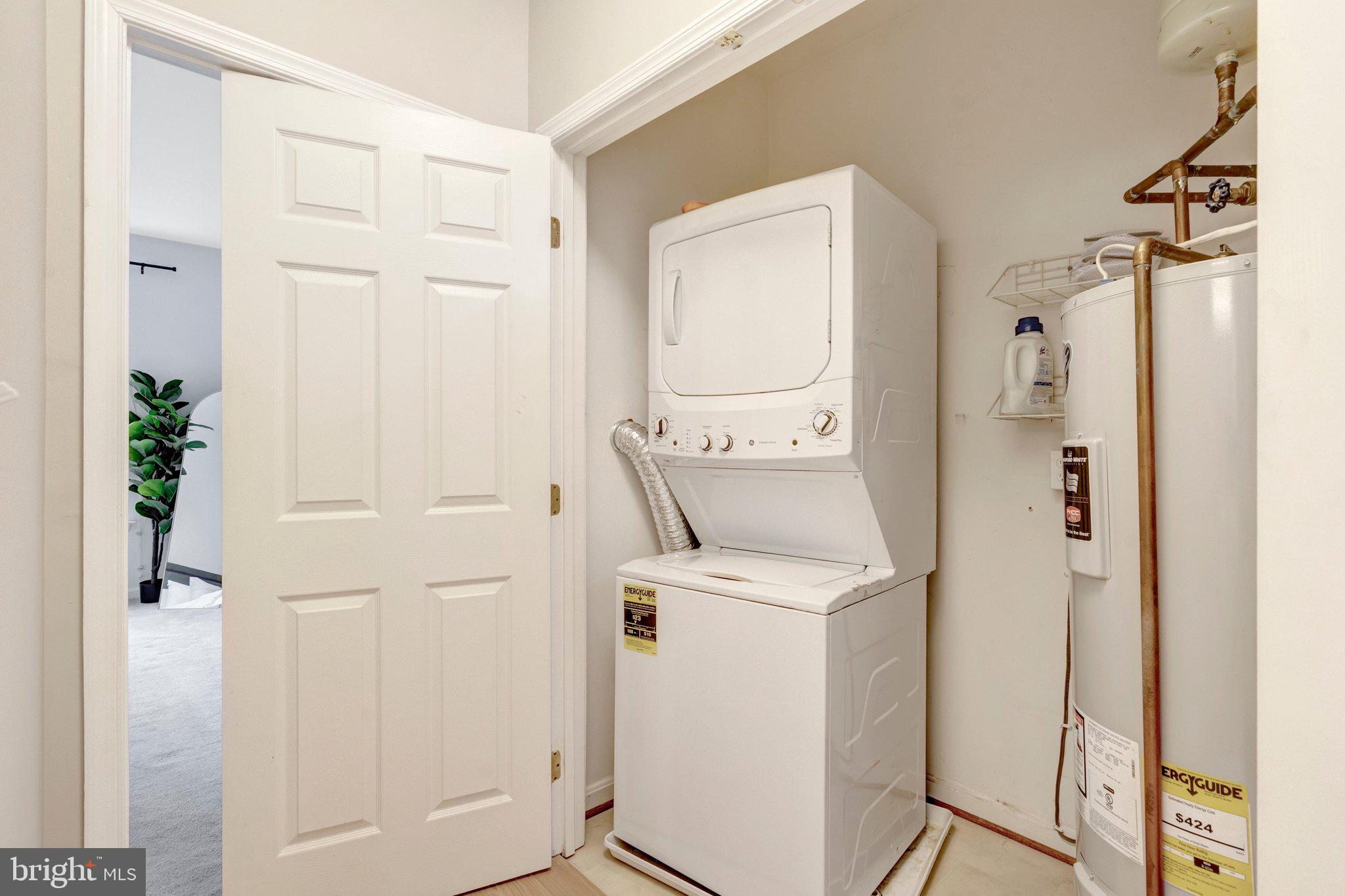 CHRISTOPHER AT CEDAR LAKES - Residential