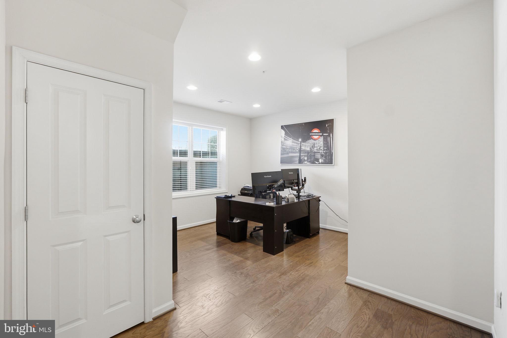 CABIN BRANCH - Residential