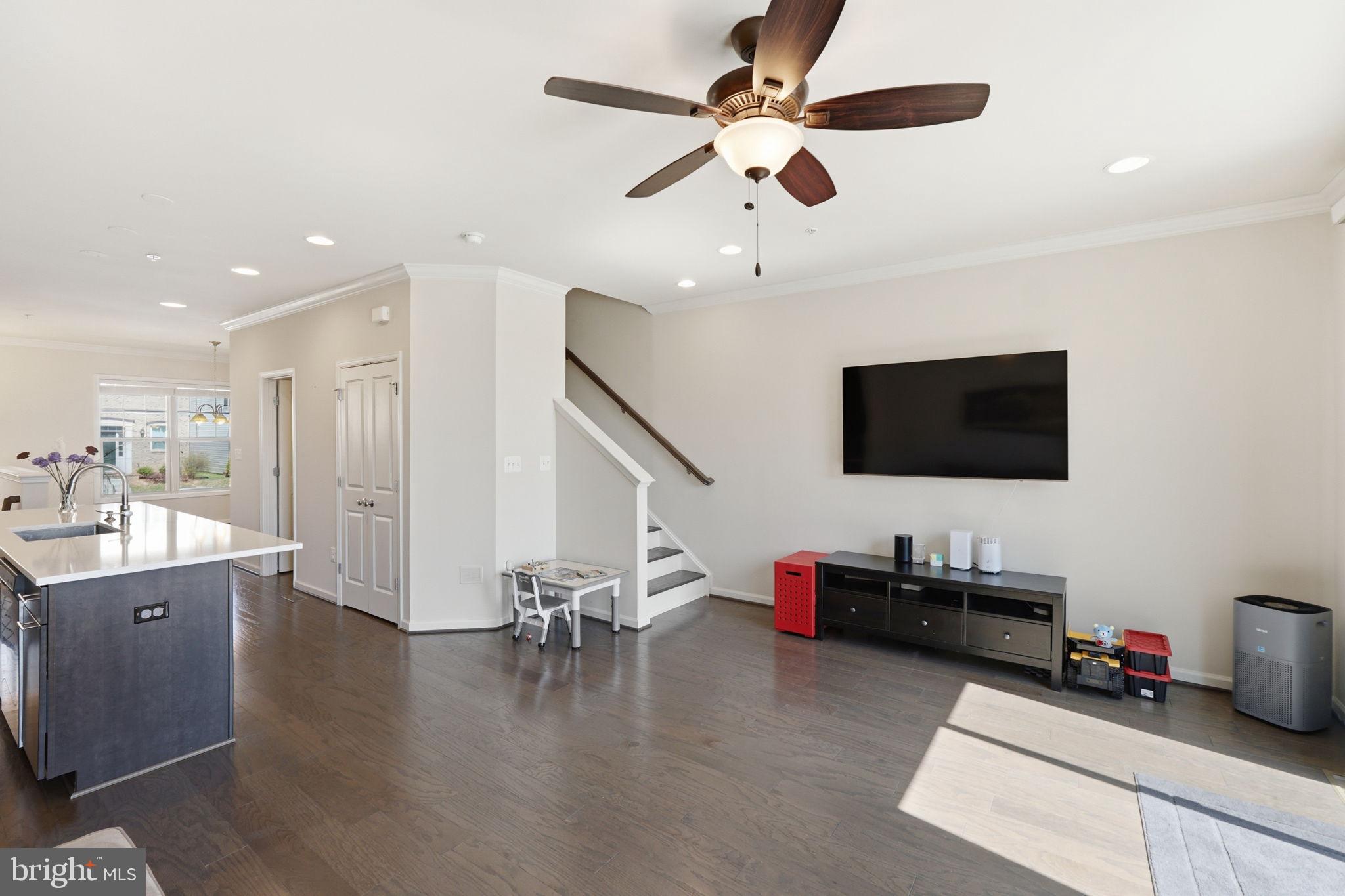 CABIN BRANCH - Residential