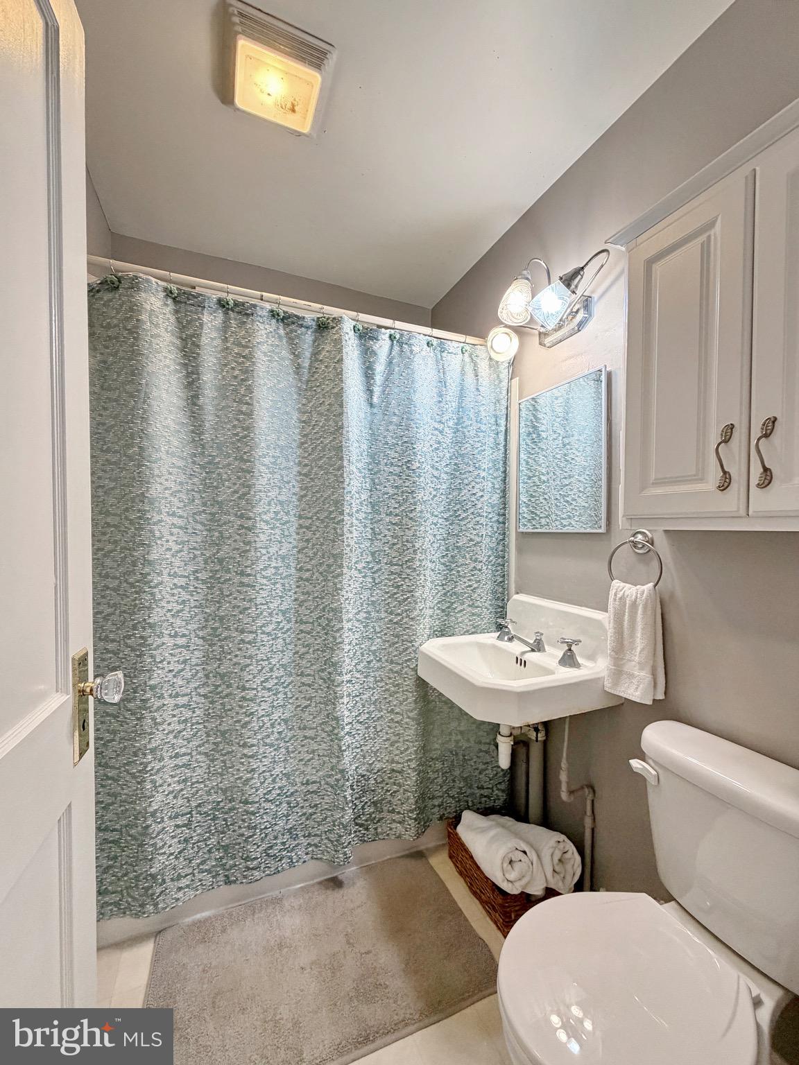 COBB ISLAND - Residential