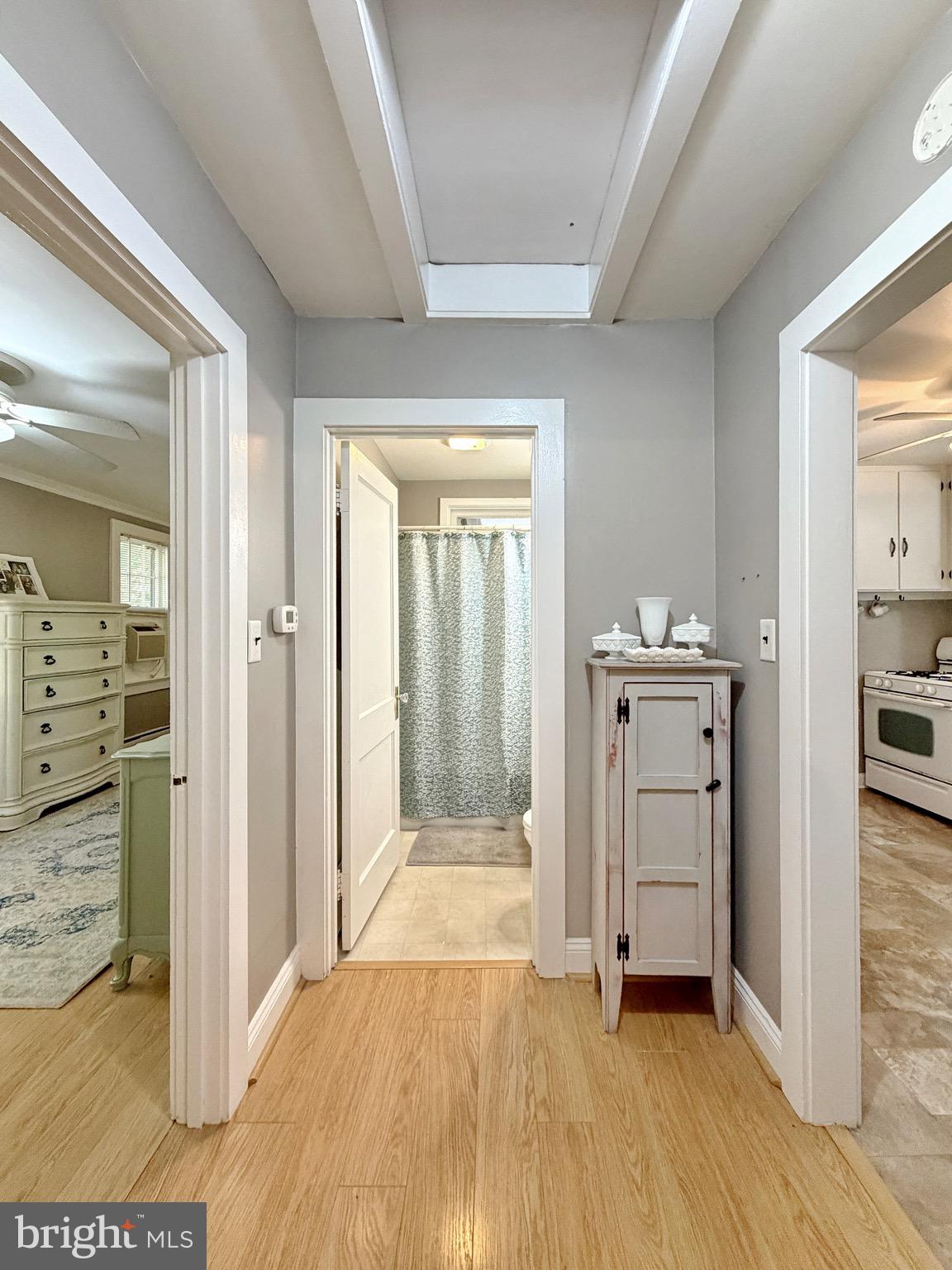 COBB ISLAND - Residential