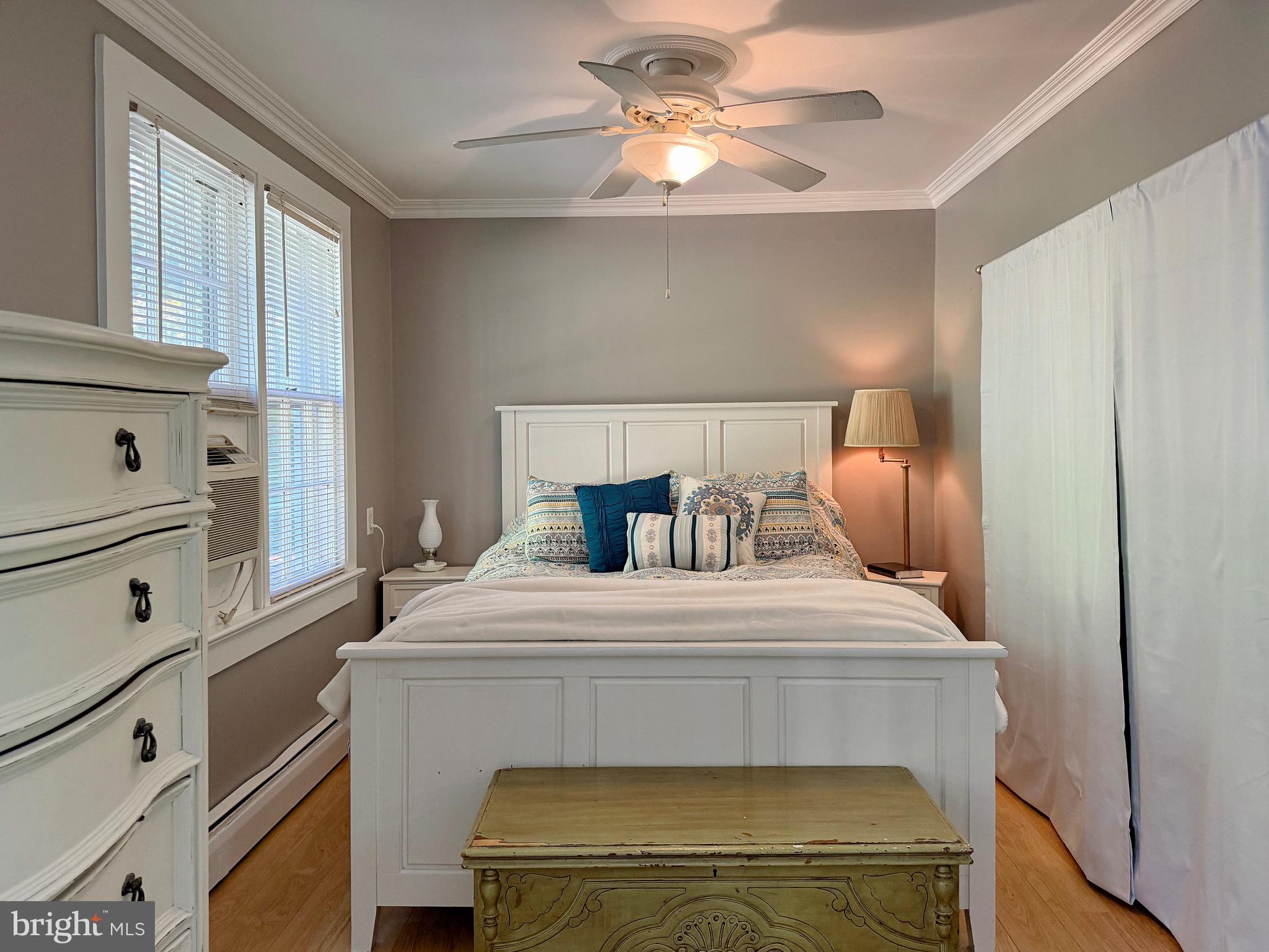 COBB ISLAND - Residential