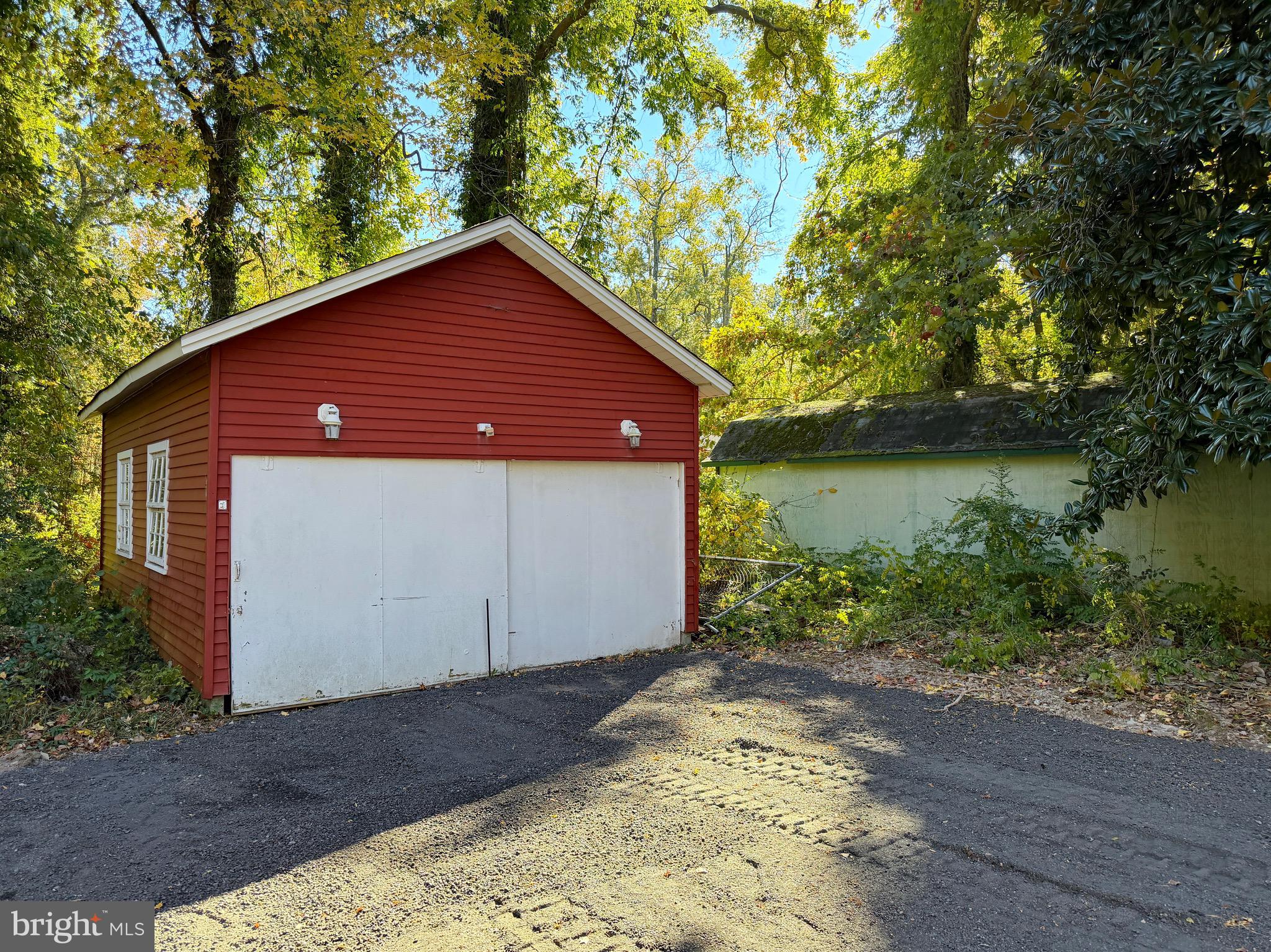 COBB ISLAND - Residential