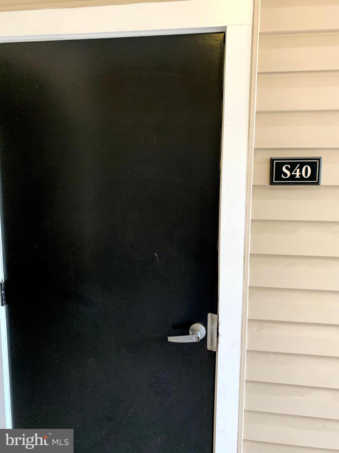 FITZ AT ROCKVILLE TOWN C - Residential Lease