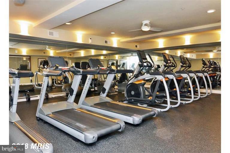 FITZ AT ROCKVILLE TOWN C - Residential Lease