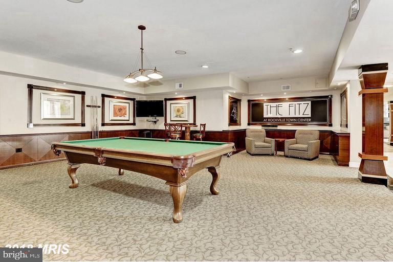 FITZ AT ROCKVILLE TOWN C - Residential Lease