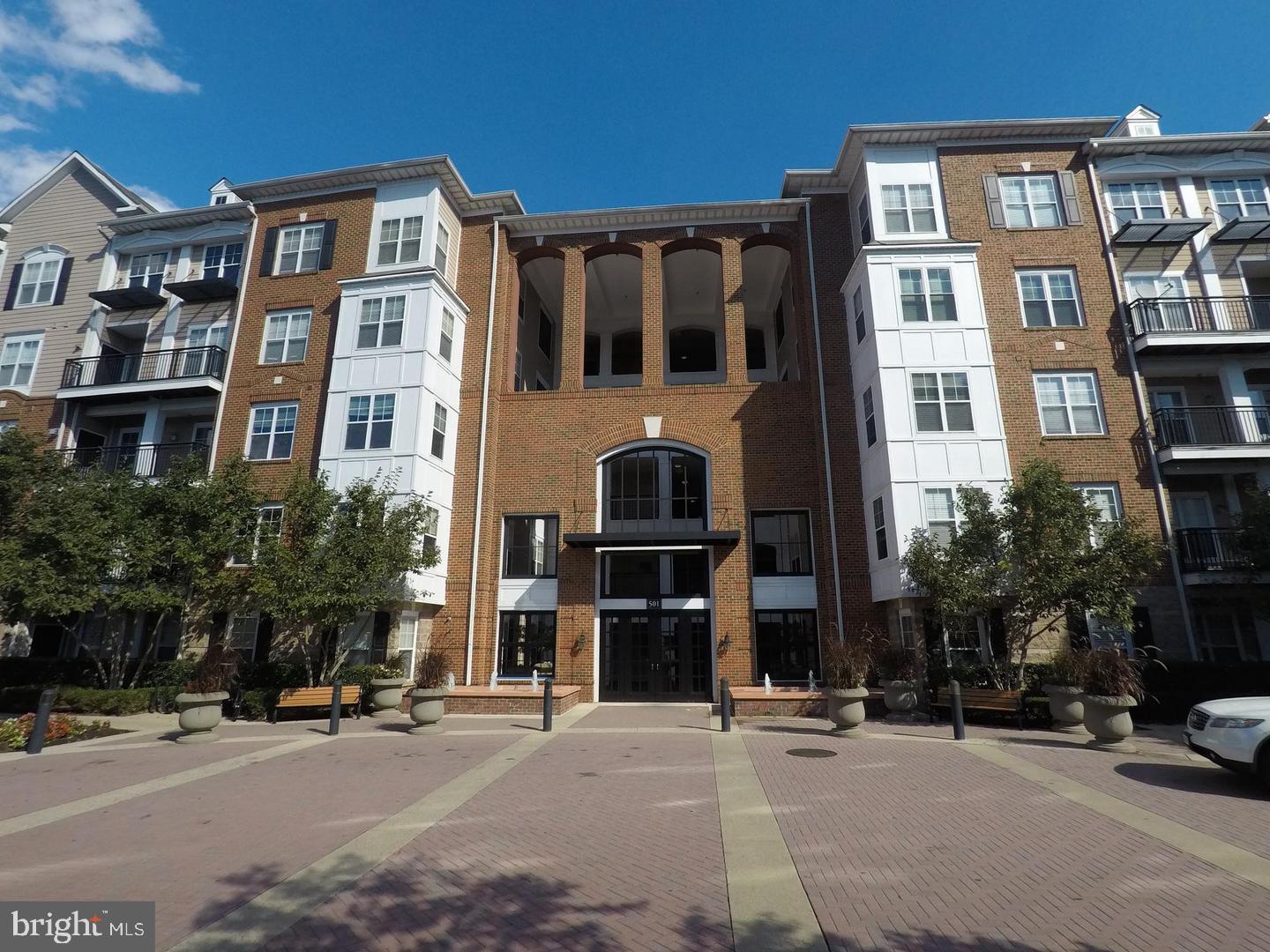 FITZ AT ROCKVILLE TOWN C - Residential Lease