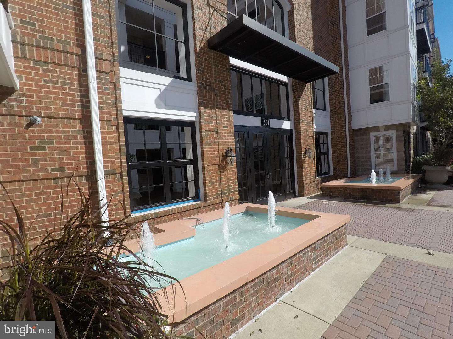 FITZ AT ROCKVILLE TOWN C - Residential Lease