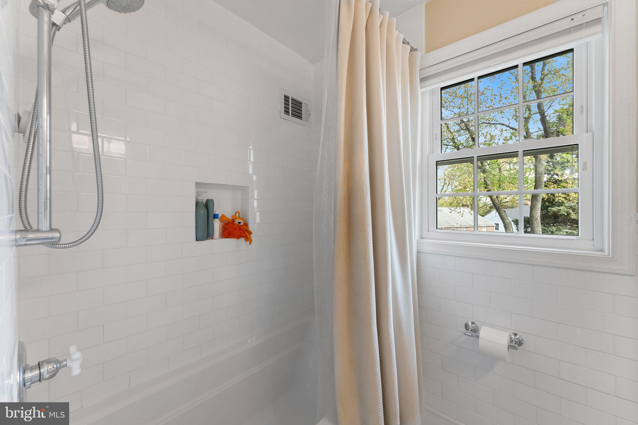 INDIAN SPRING CLUB ESTS - Residential