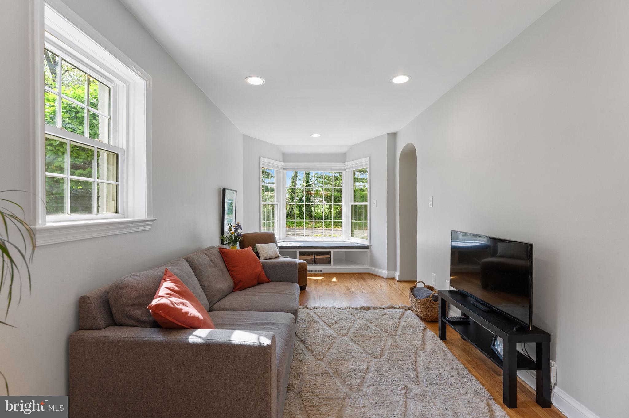 INDIAN SPRING CLUB ESTS - Residential